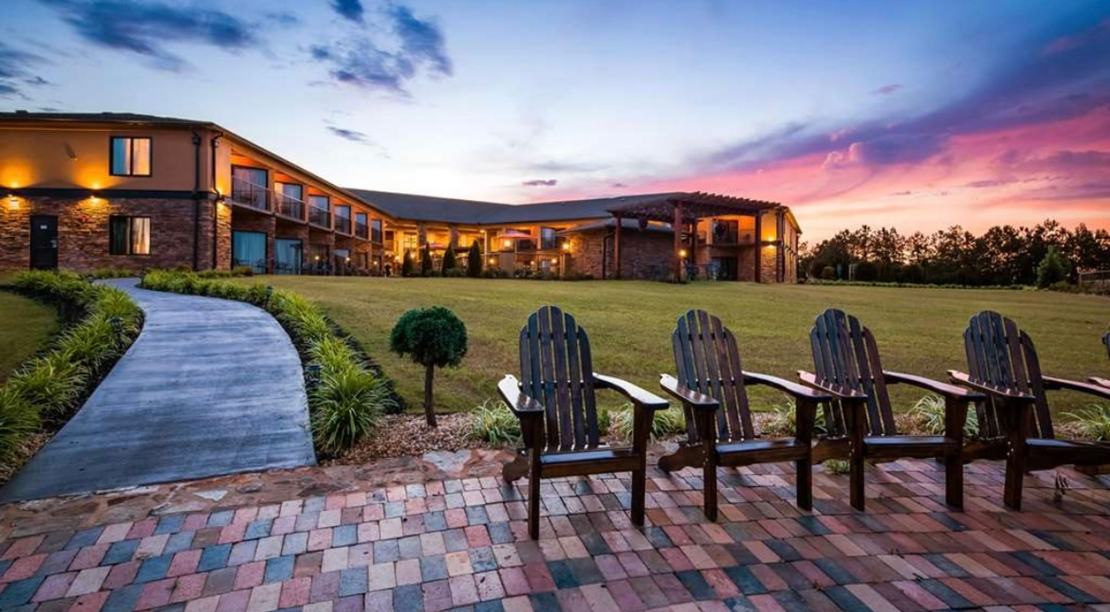 Cover photo of Aiden By Best Western