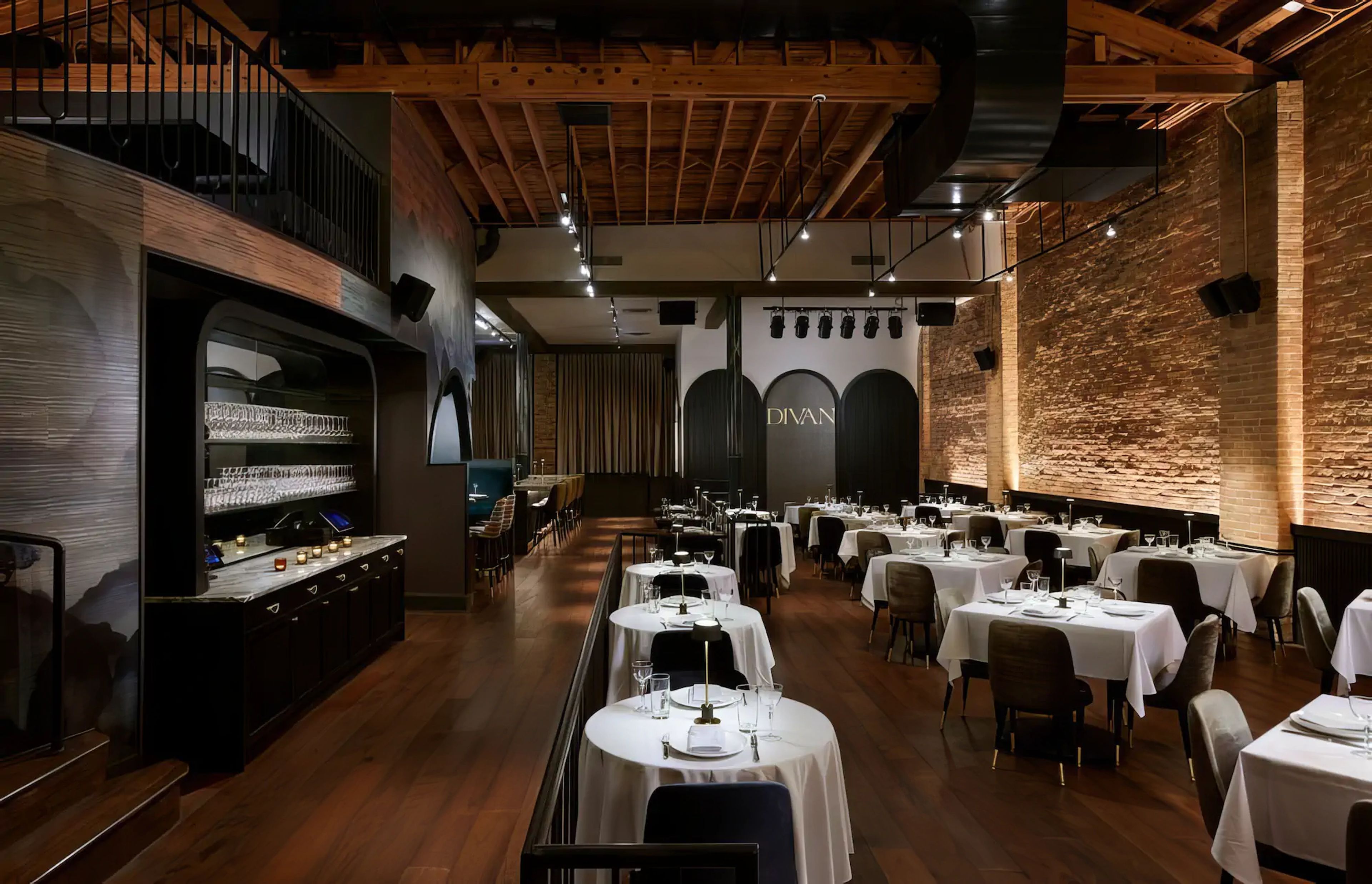 Cover photo of Experience 868