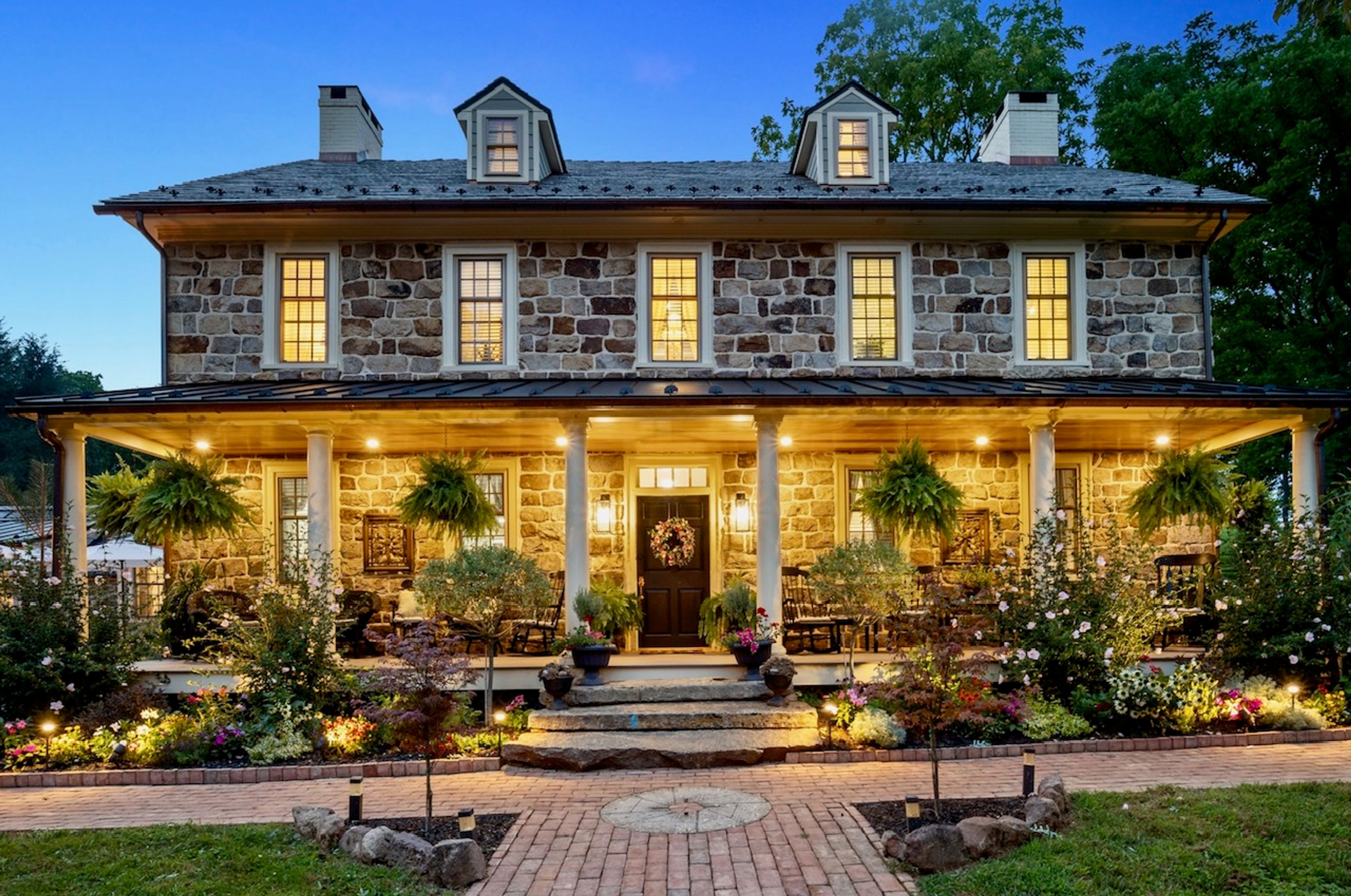 Cover photo of Vincent Forge Mansion