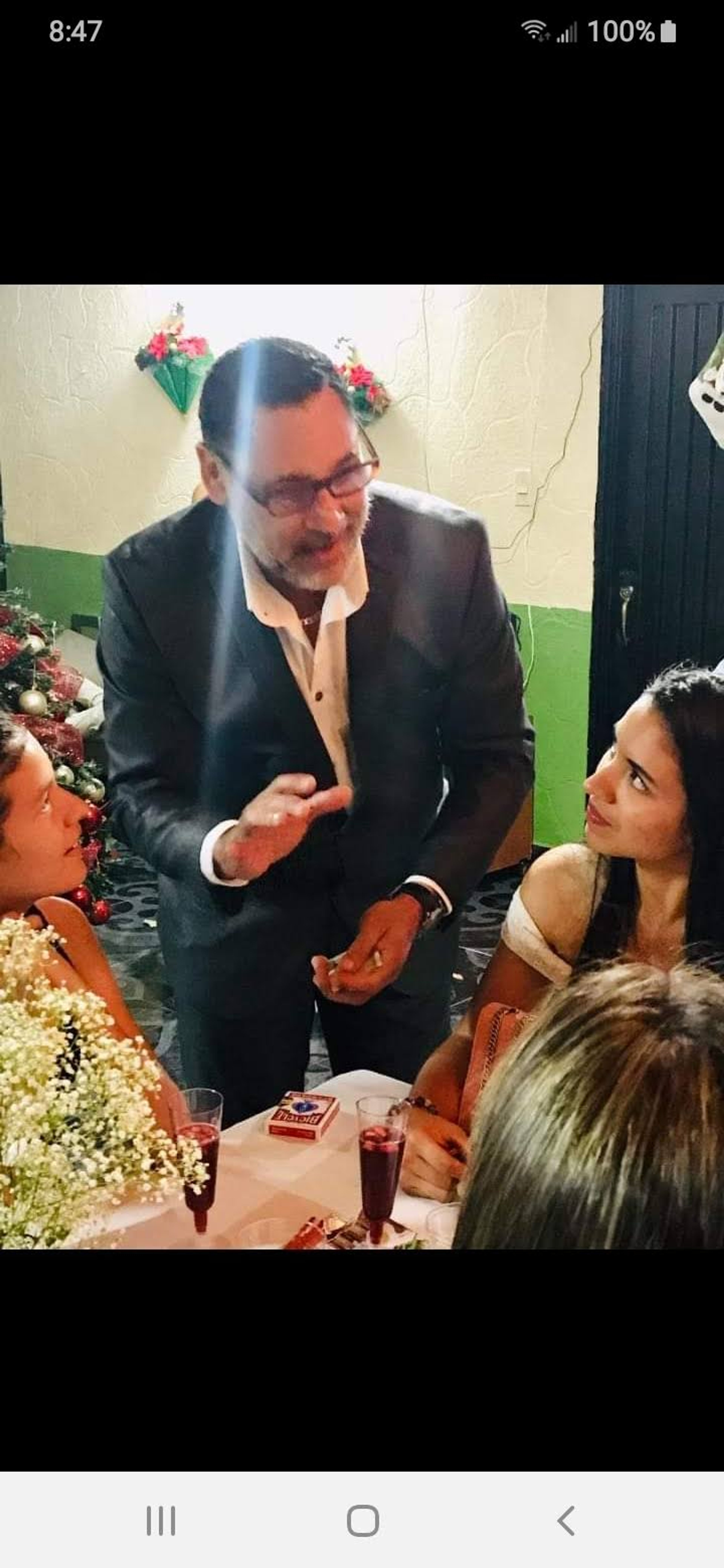 Cover photo of close-up magic by Angel