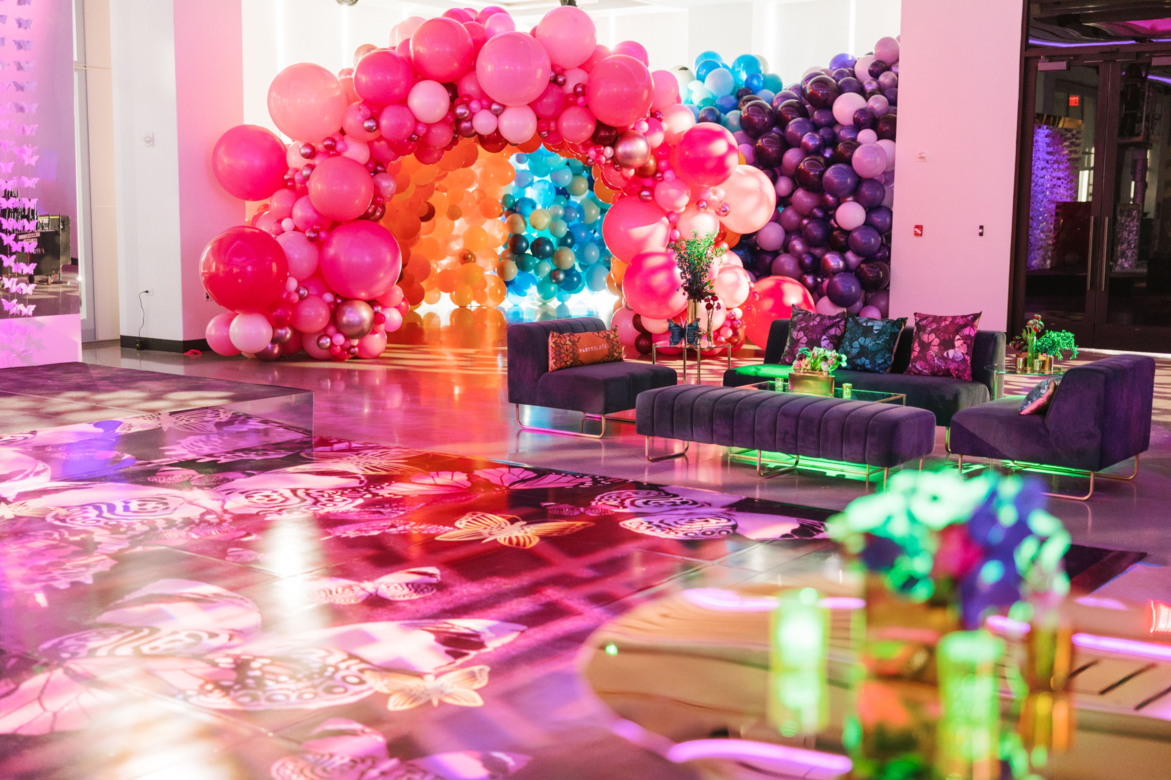 Cover photo of Balloon Design Studio