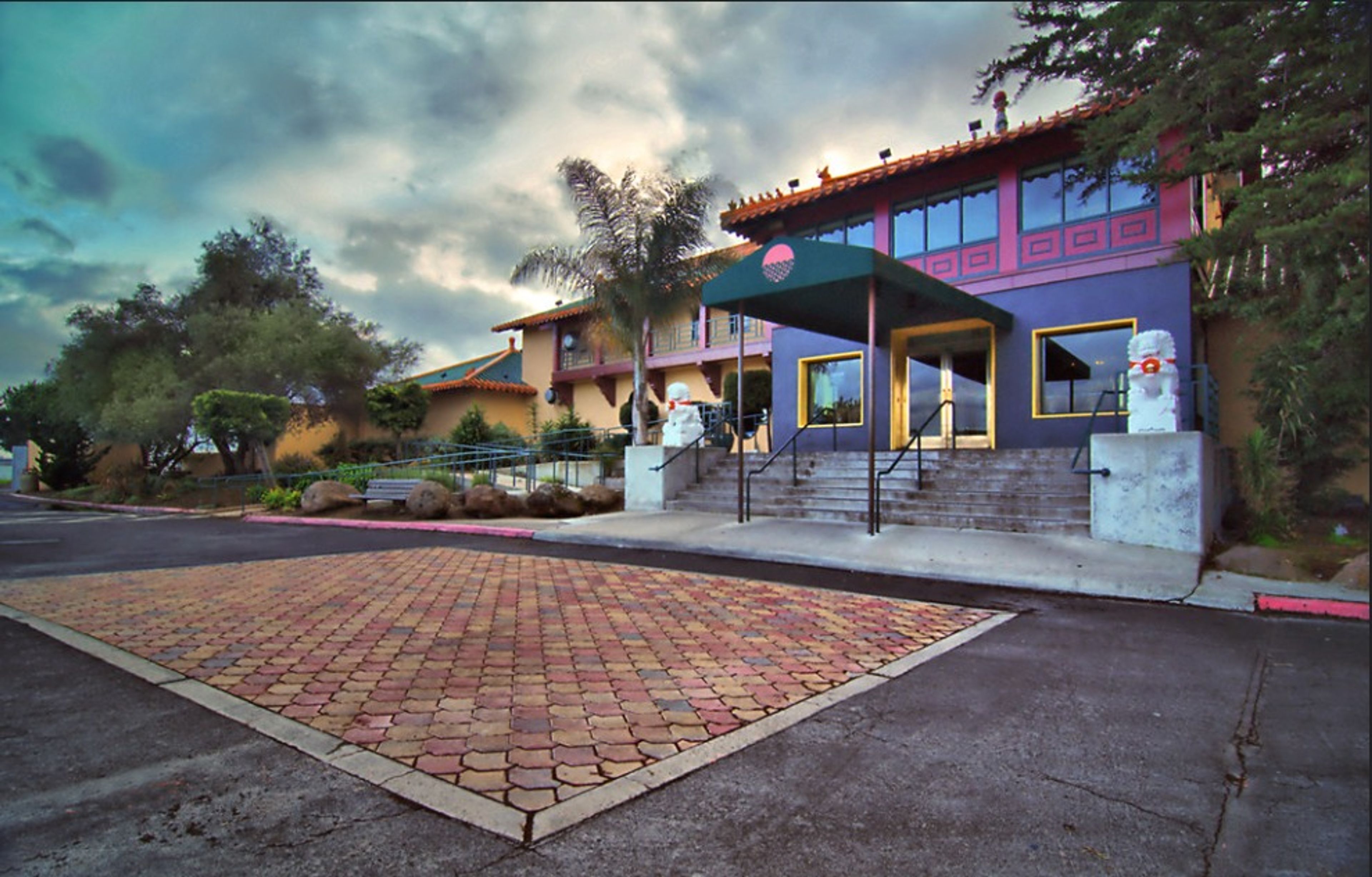 Cover photo of Hong Kong East Ocean