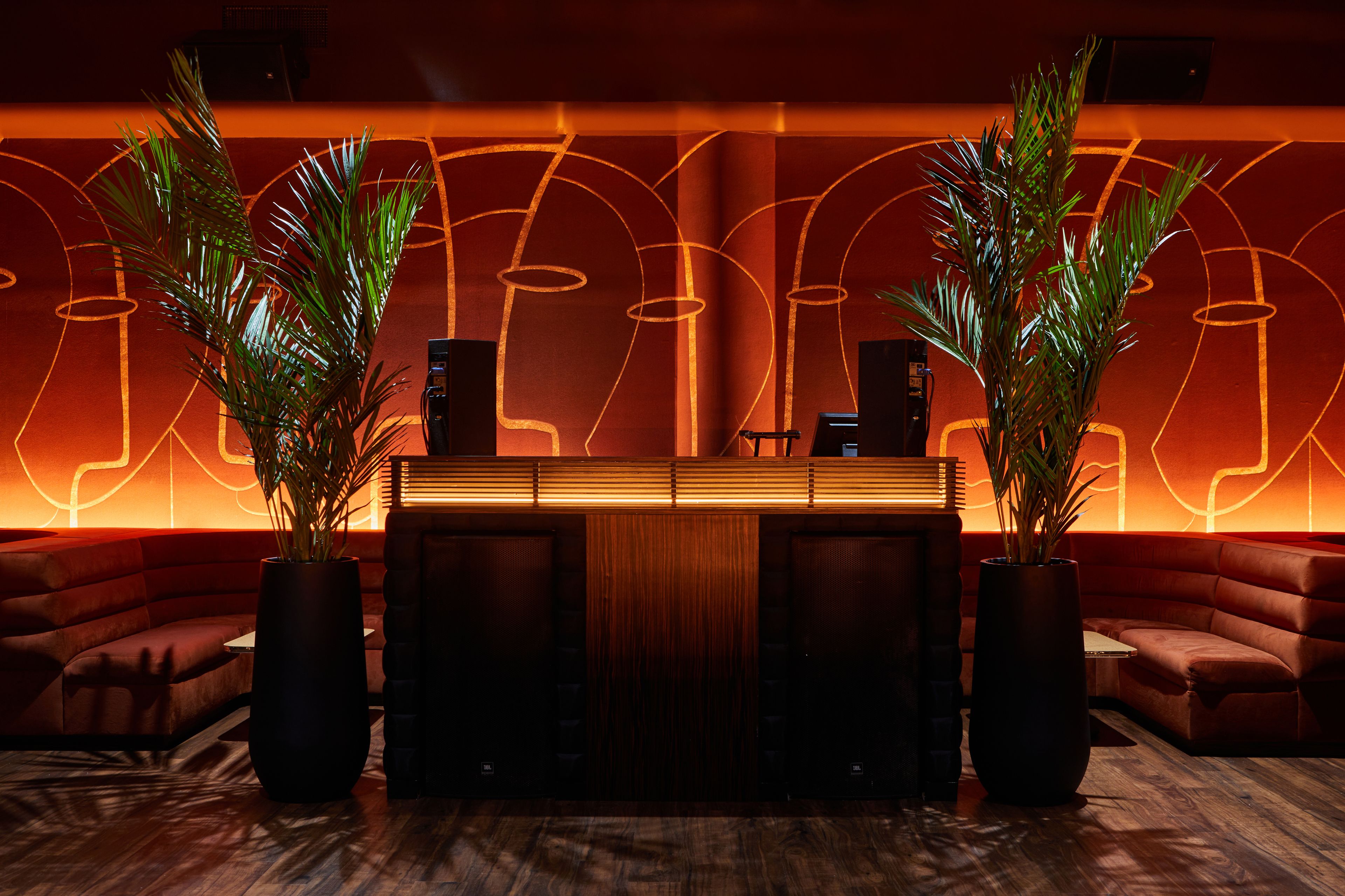 Cover photo of Amber Room