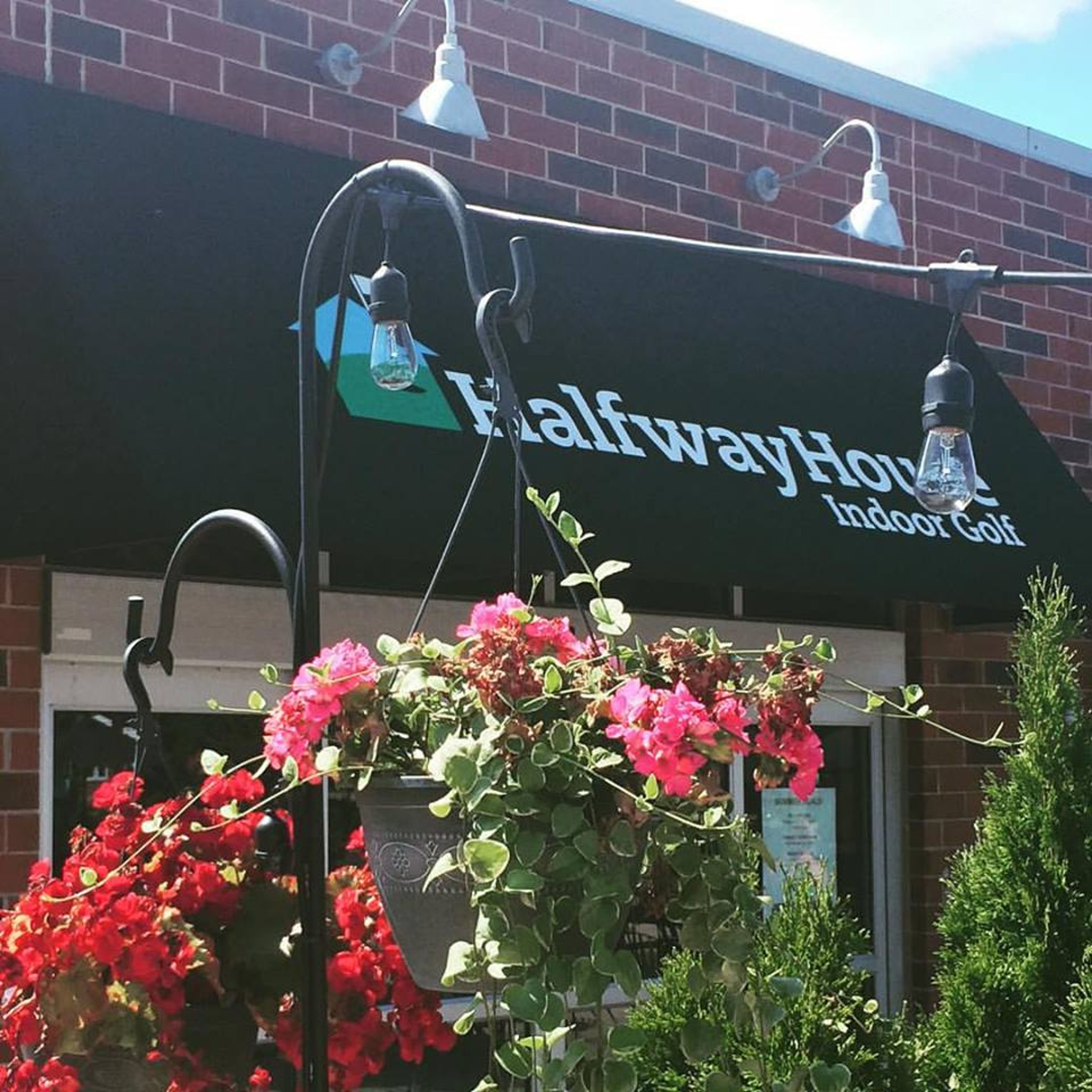 Cover photo of Halfway House Indoor Golf