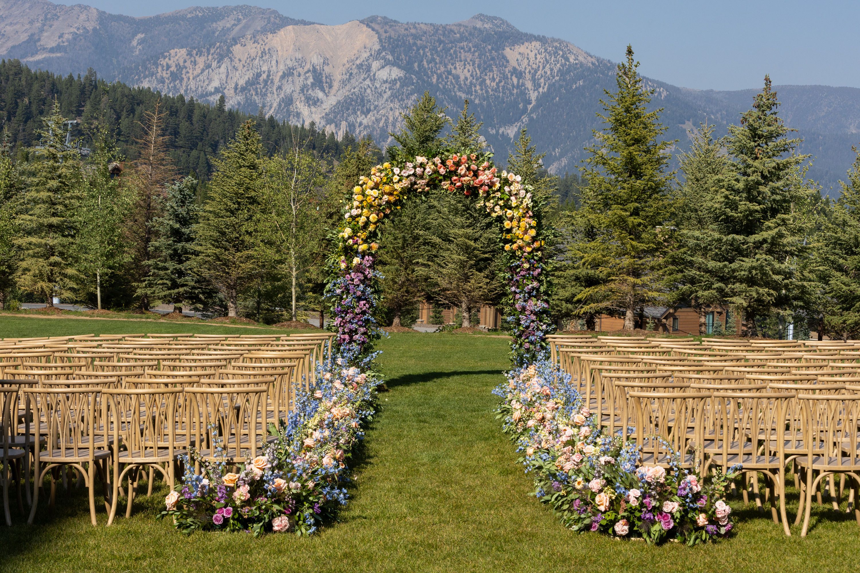 Top 20 Wedding Venues in Montana | PartySlate, image size:3000x2000