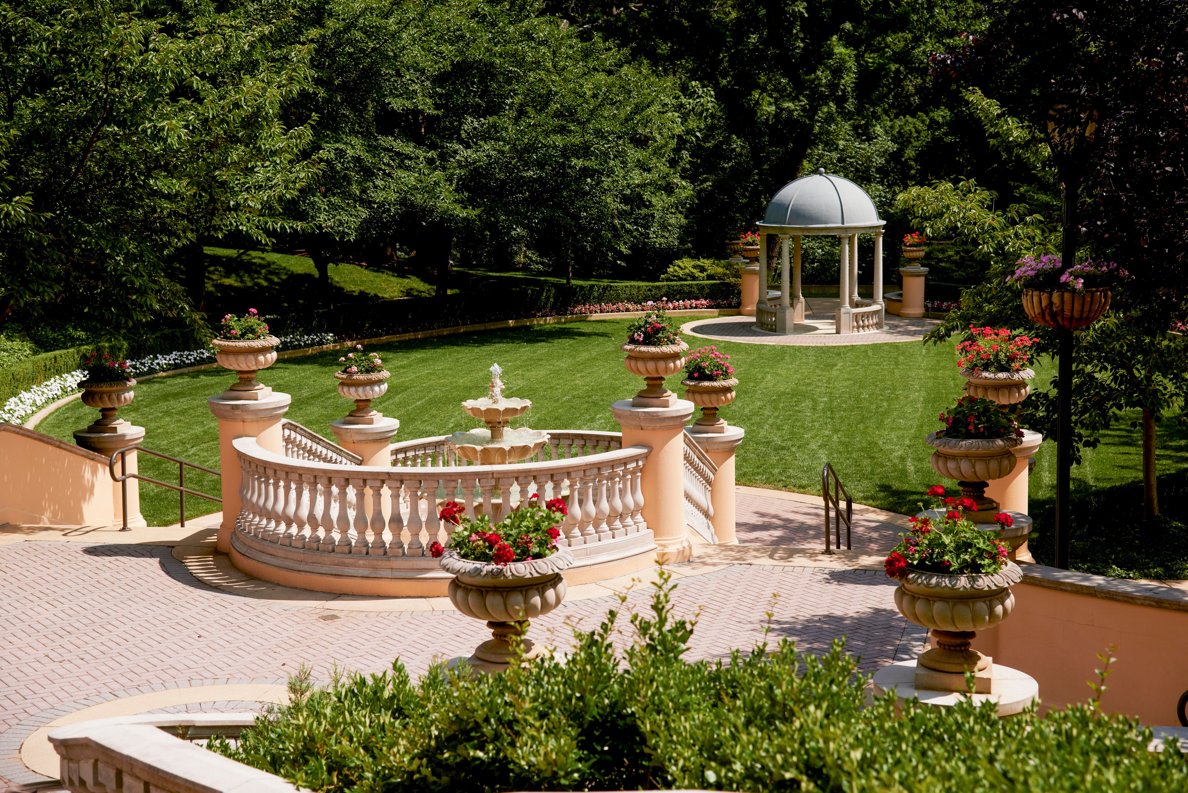 Cover photo of Omni Shoreham Hotel