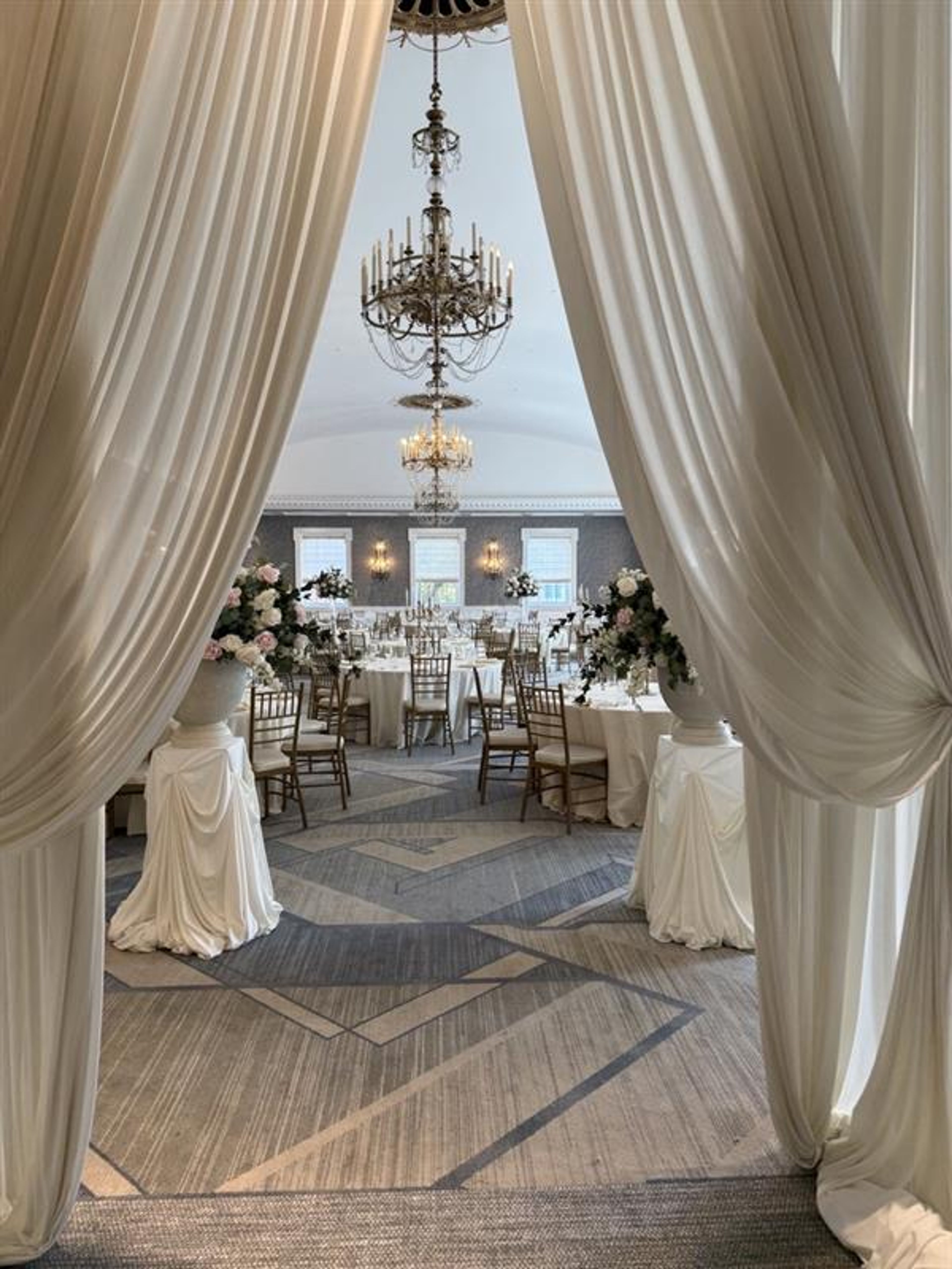 Cover photo of Dearborn Inn, Autograph Collection