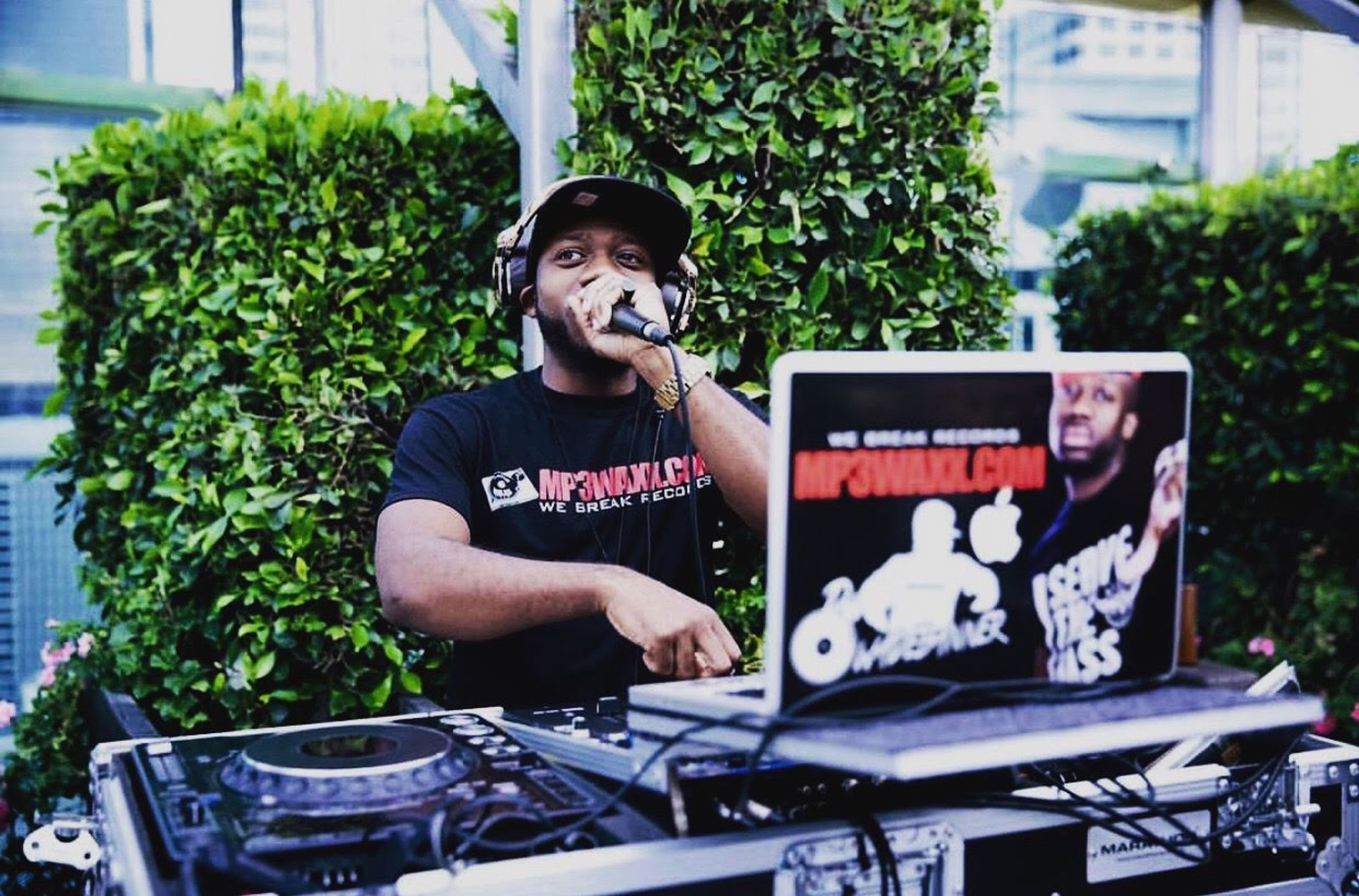 Cover photo of DJ Wade Banner