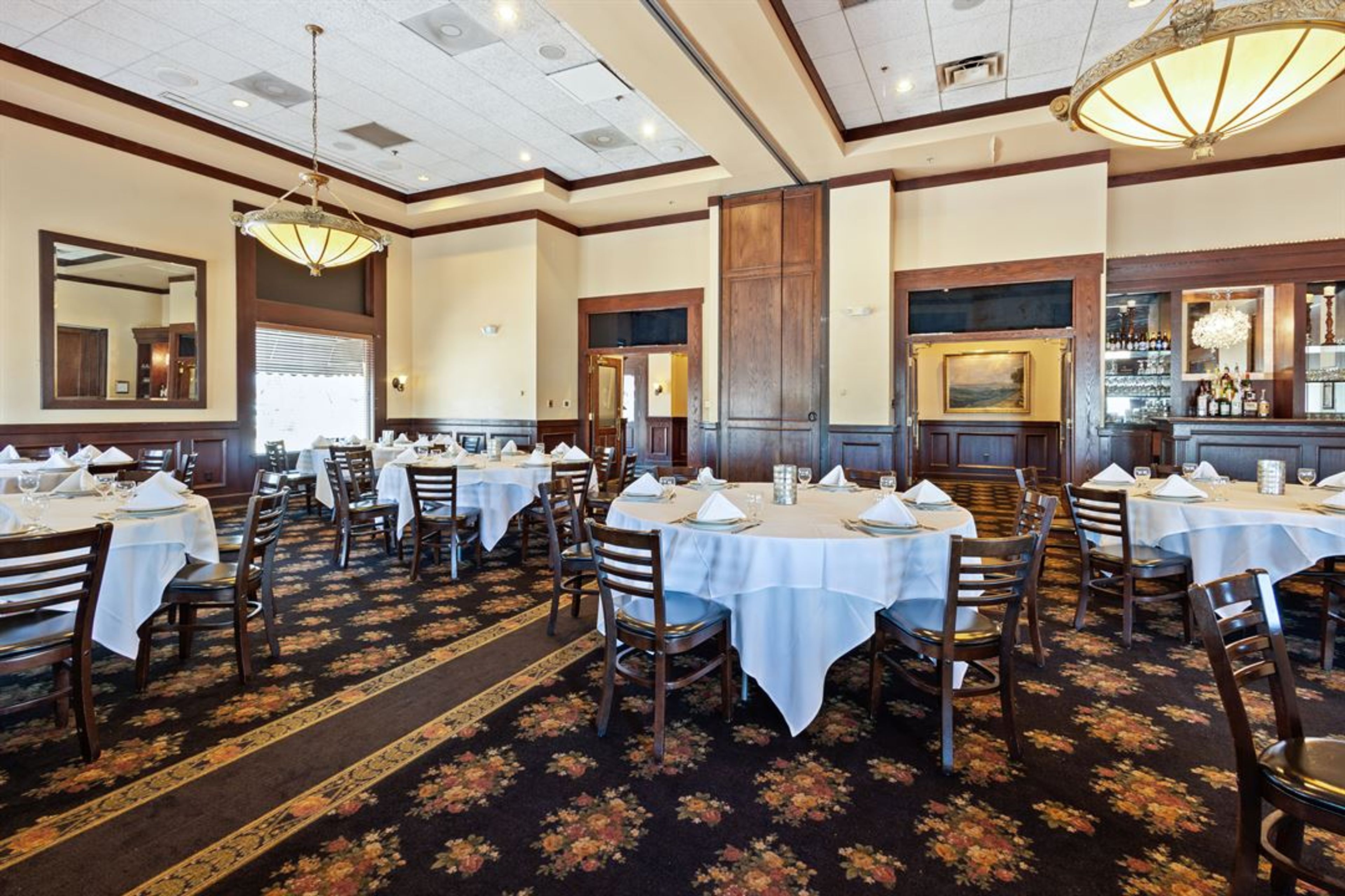 Cover photo of Maggiano’s Little Italy Scottsdale at The Promenade