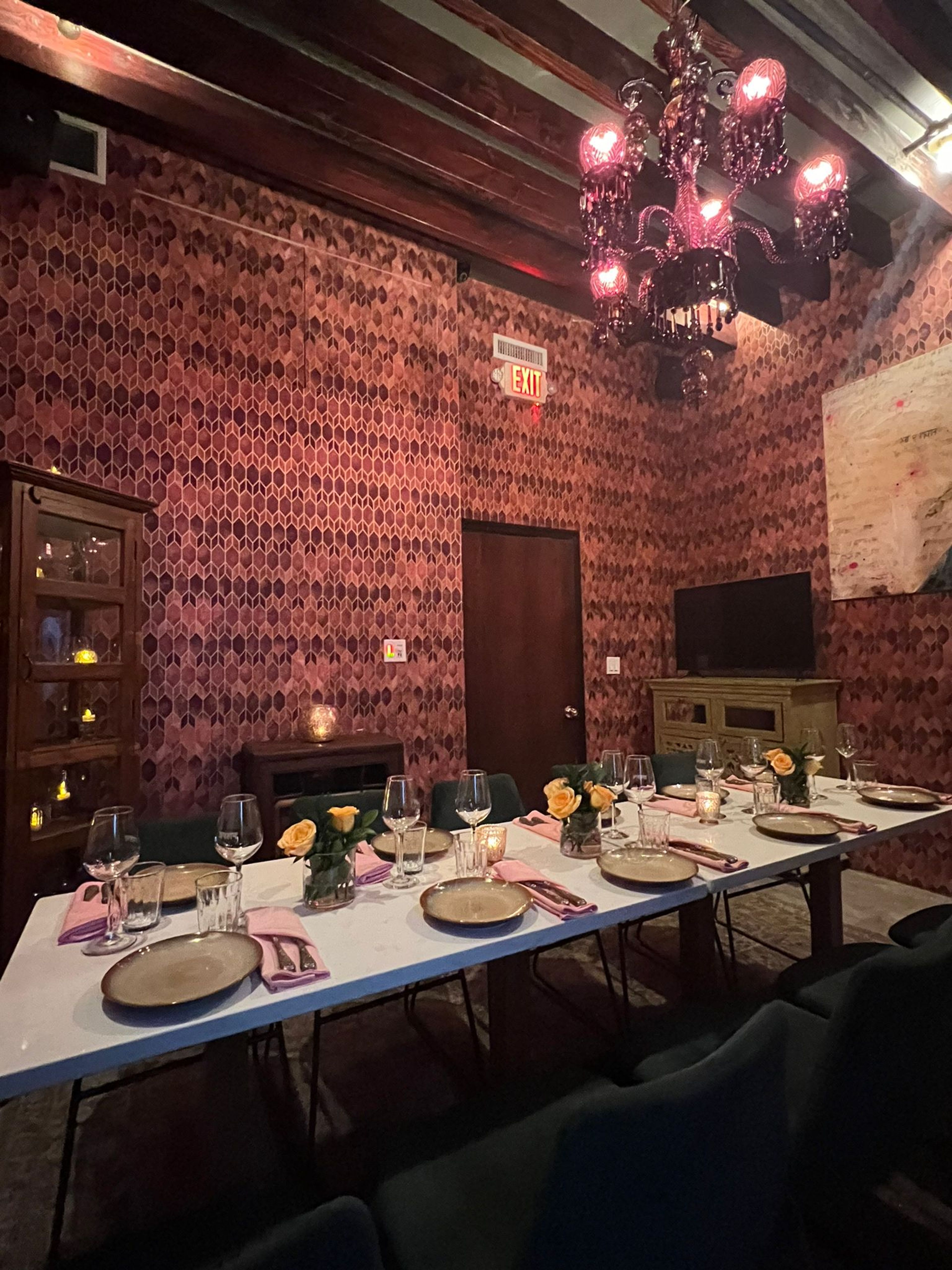 Cover photo of GupShup