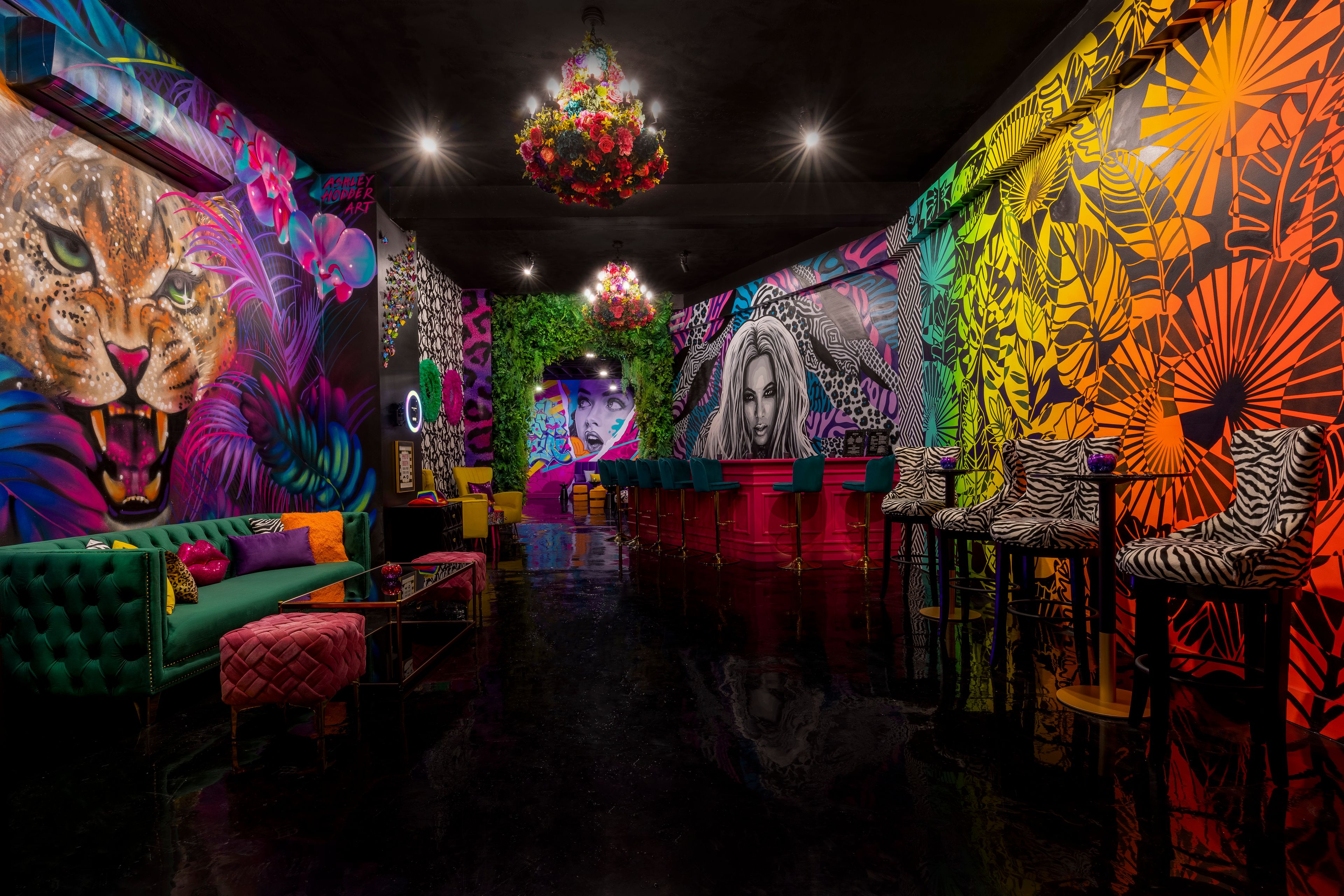 Cover photo of Social Cues Group