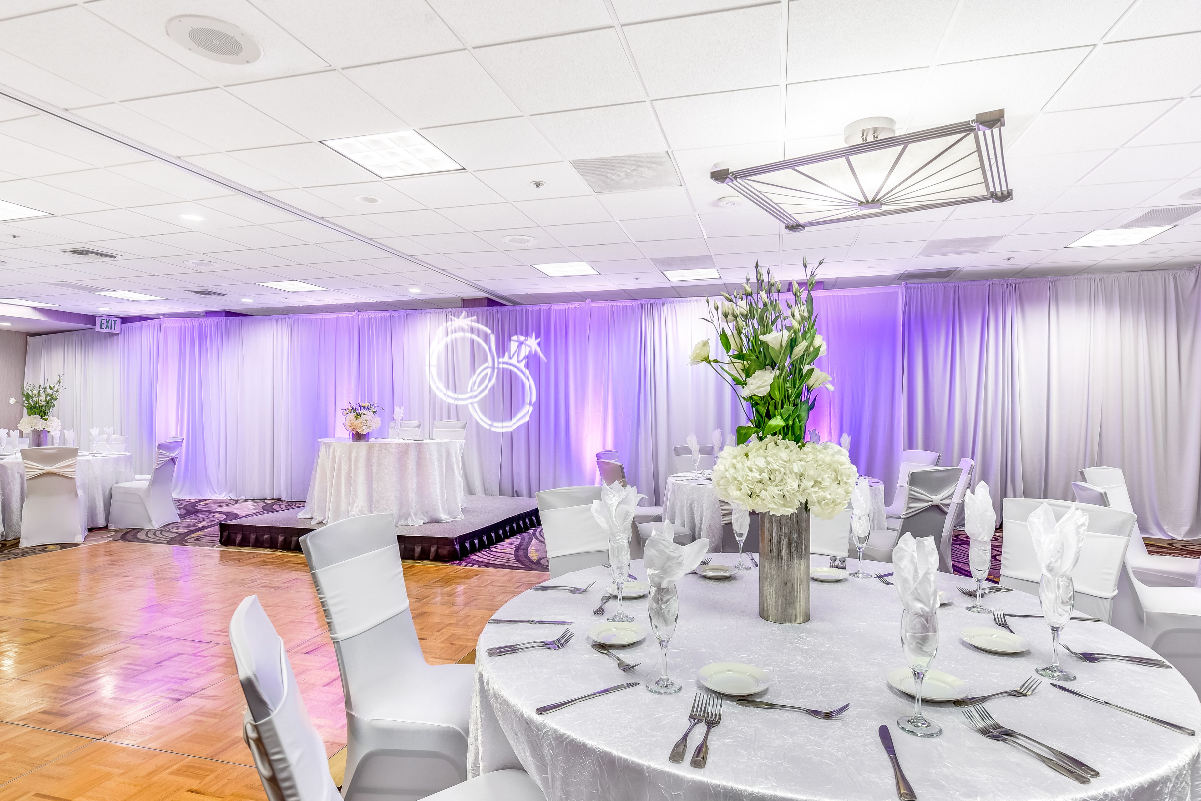 Cover photo of Embassy Suites Los Angeles Airport South