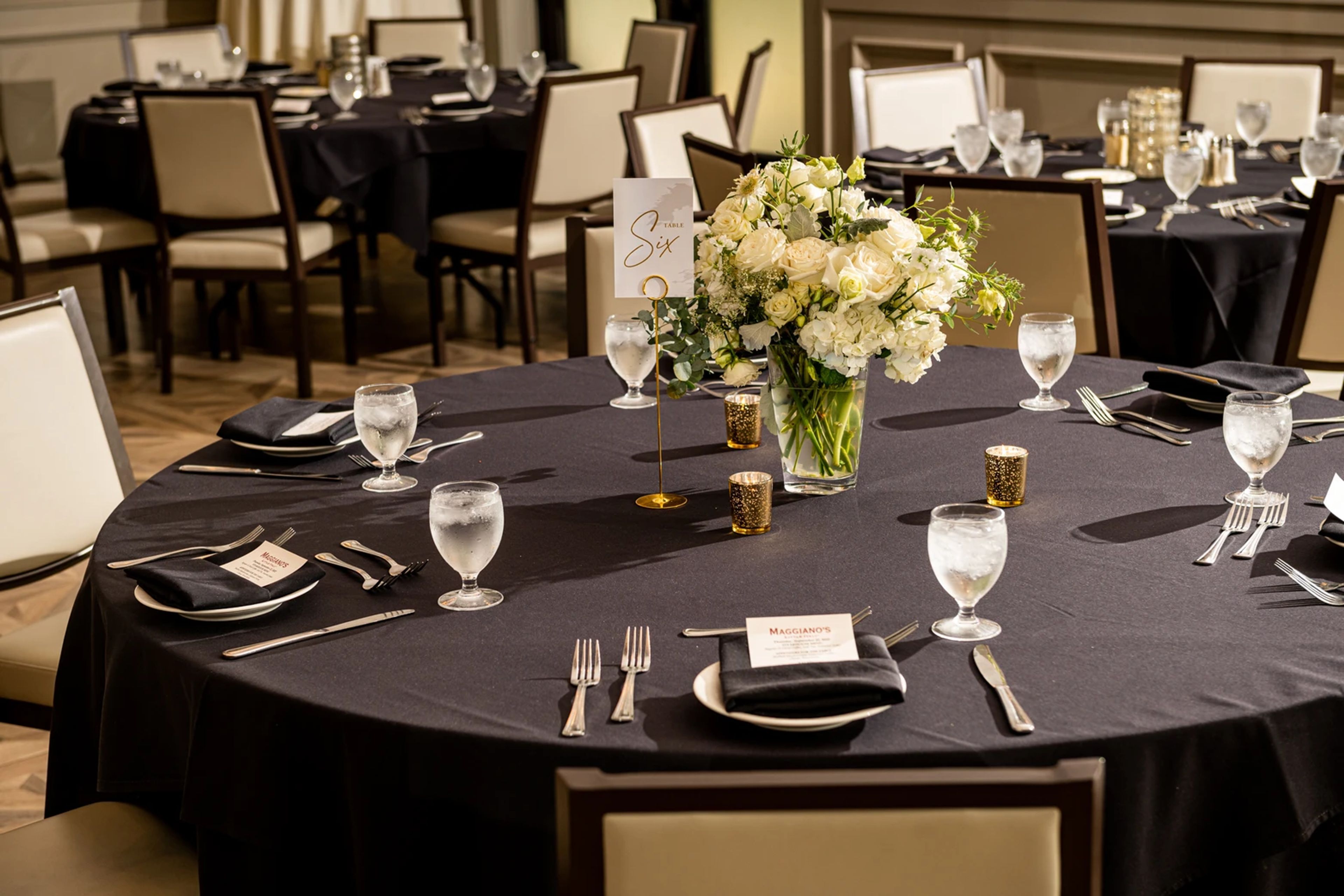 Cover photo of Maggiano’s Little Italy Cincinnati at Kenwood Towne Centre