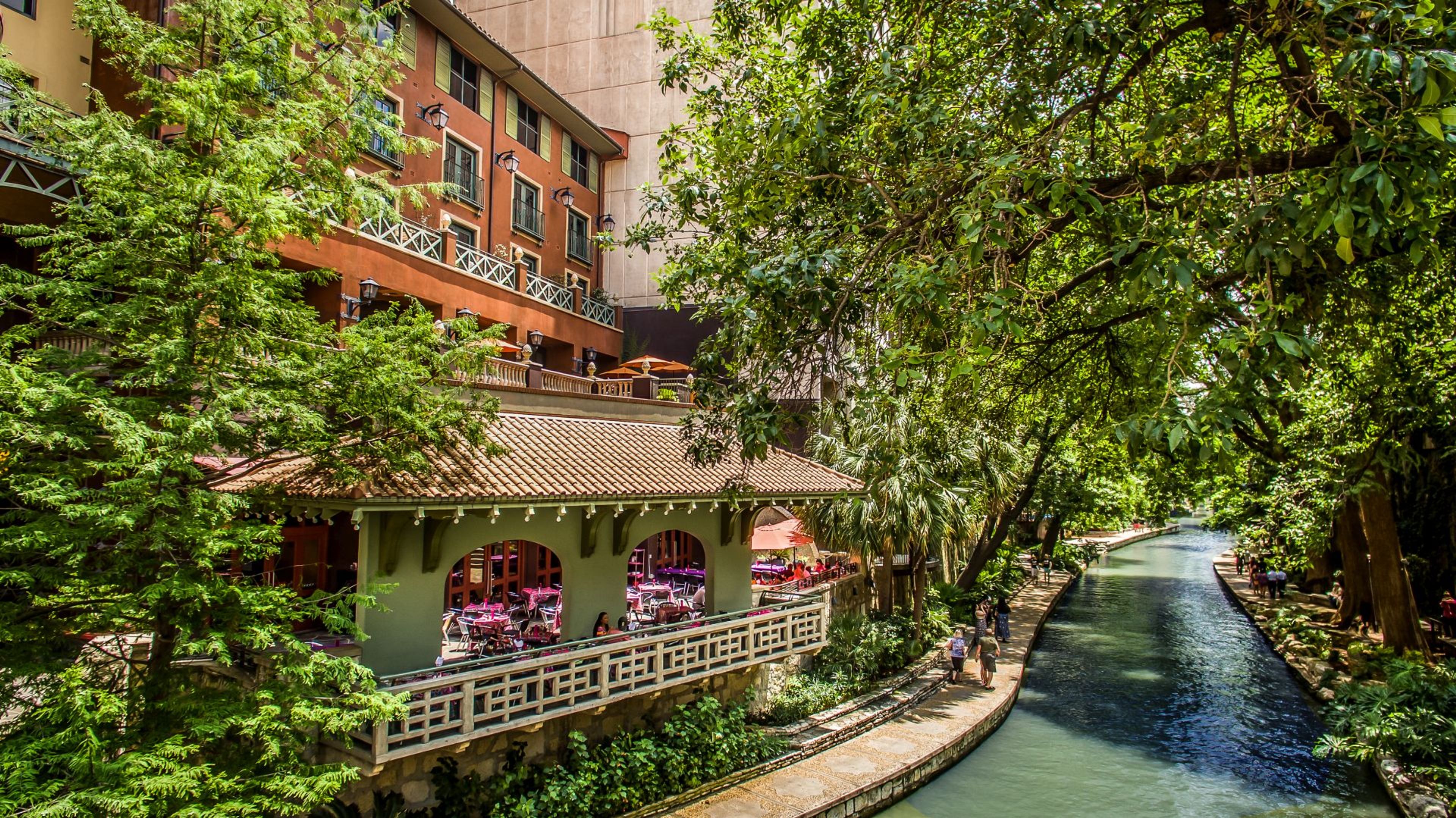 Cover photo of Hotel Valencia Riverwalk San Antonio