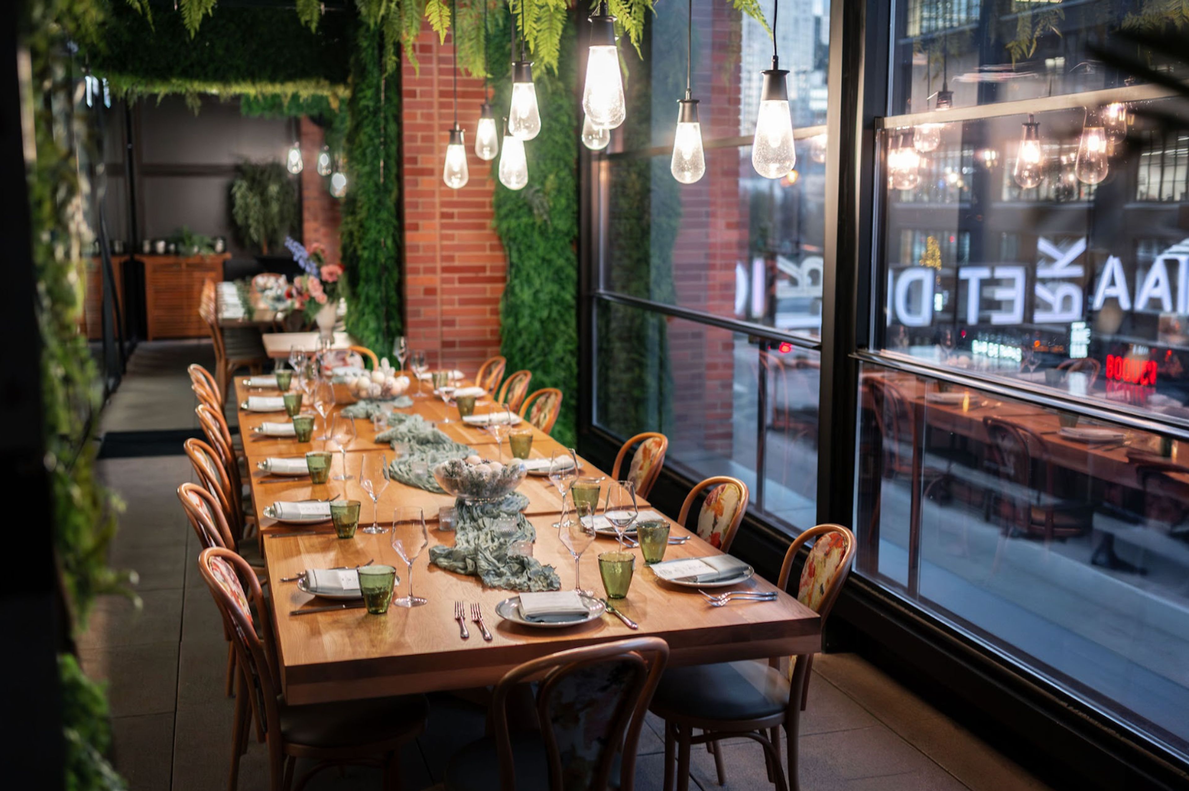 Cover photo of La Serre