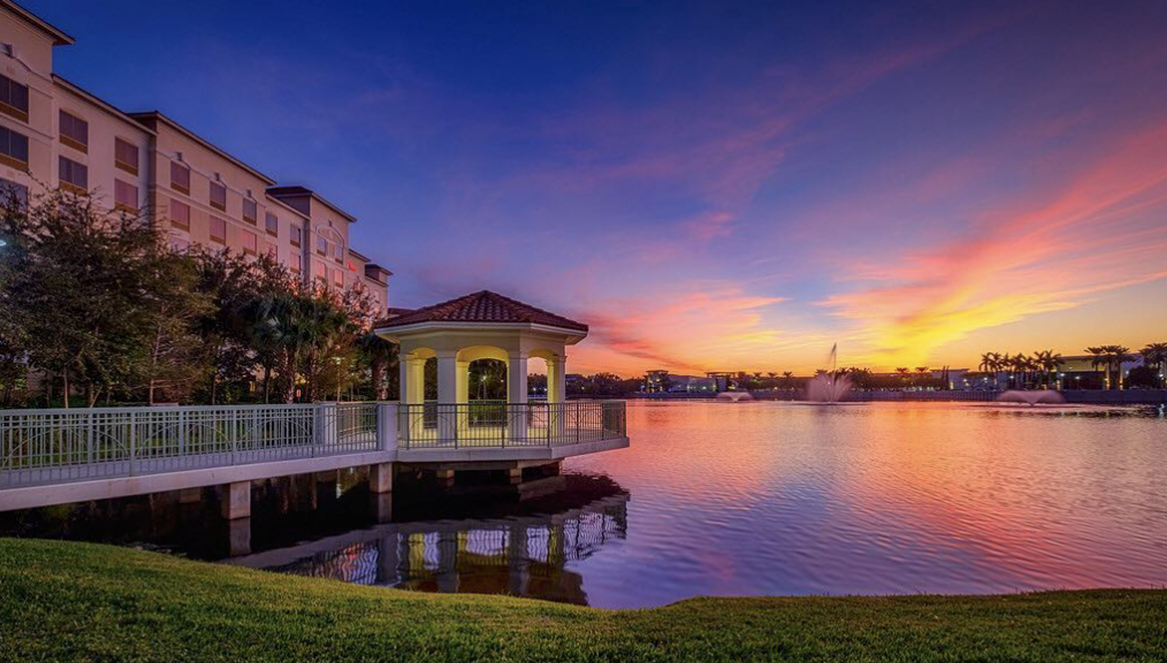 Cover photo of Hilton Garden Inn Palm Beach Gardens
