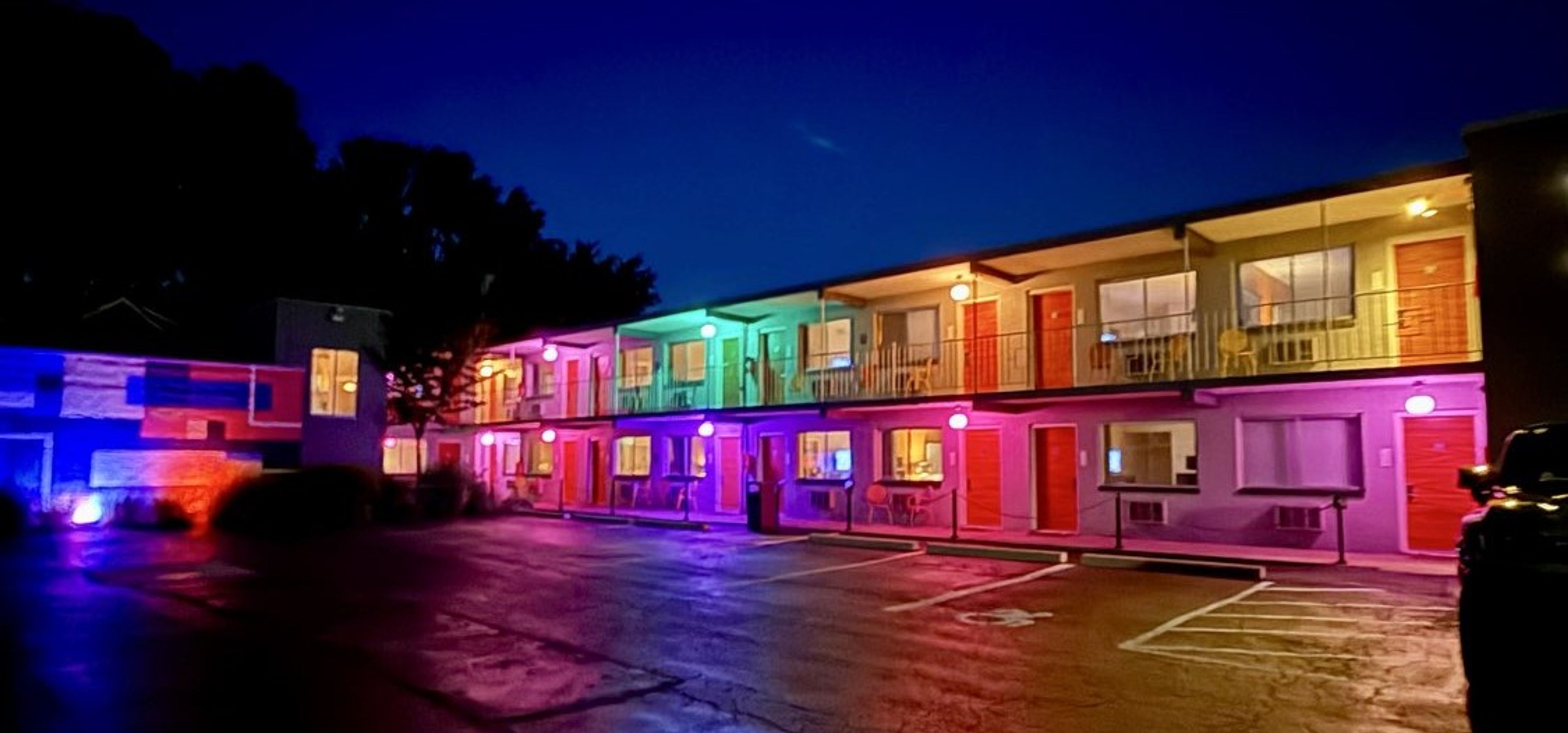 Cover photo of Hotel Royal Oak