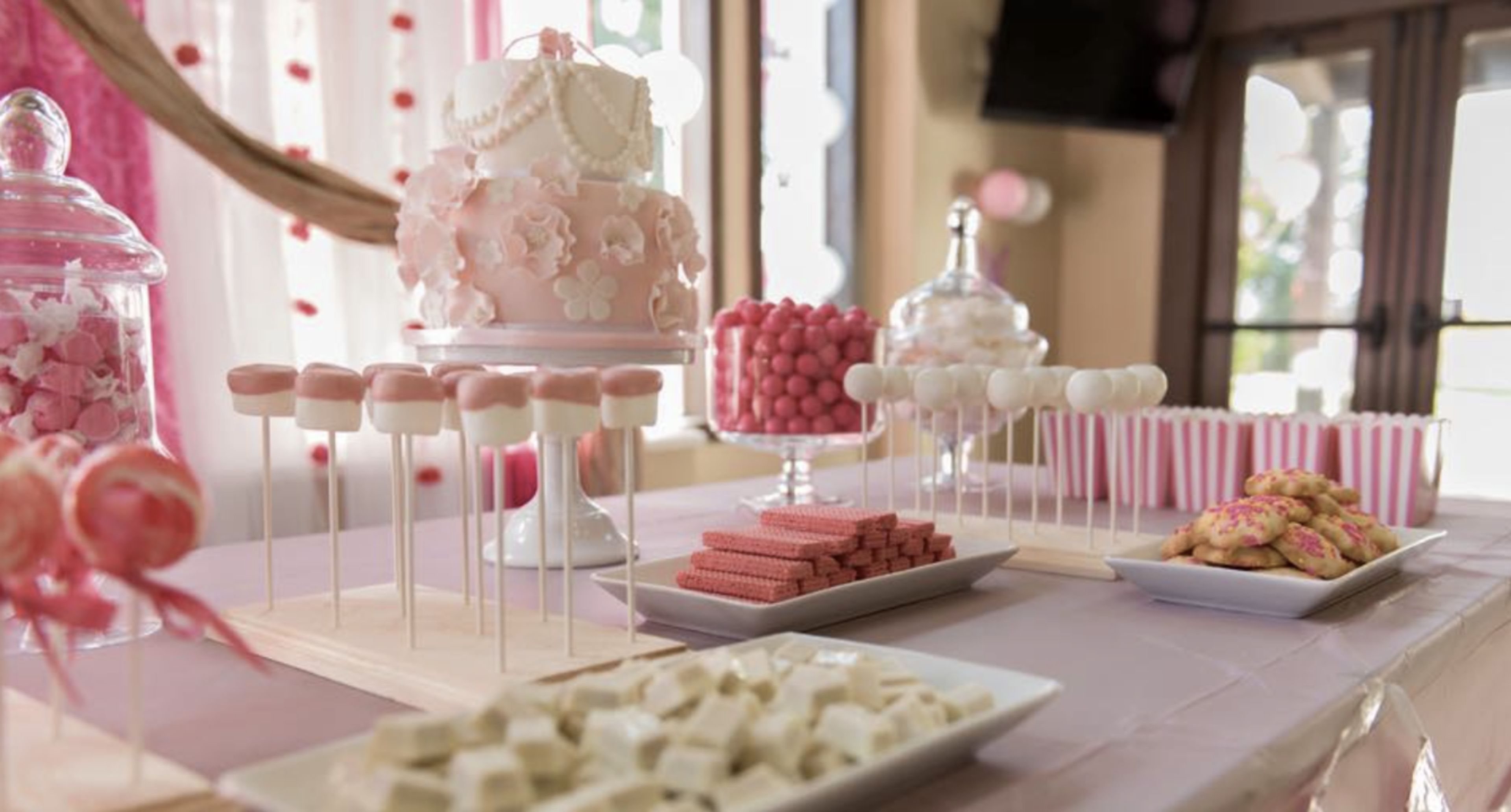 Cover photo of Ma Petite Maison Cakes Design