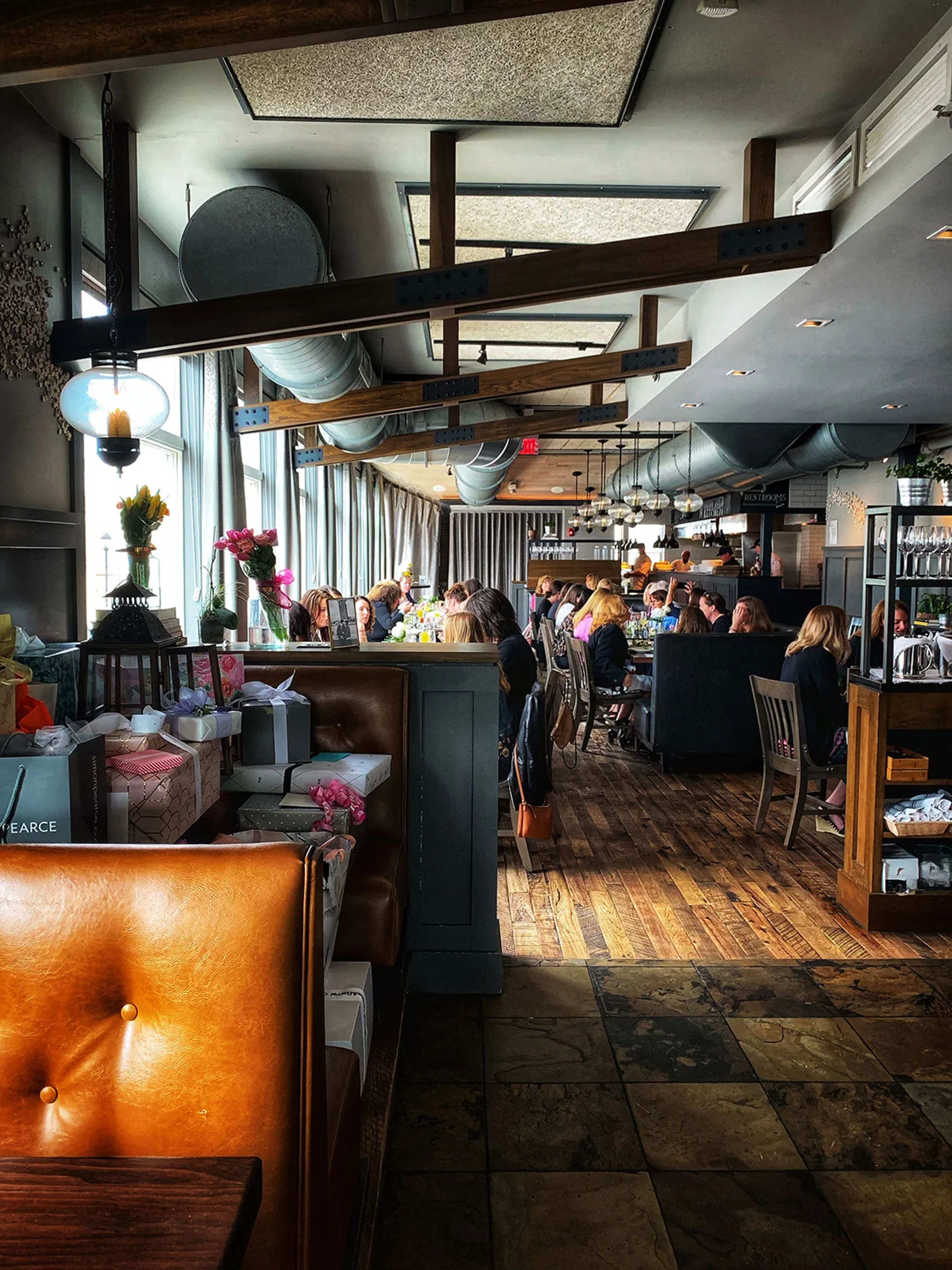 Cover photo of Avenue