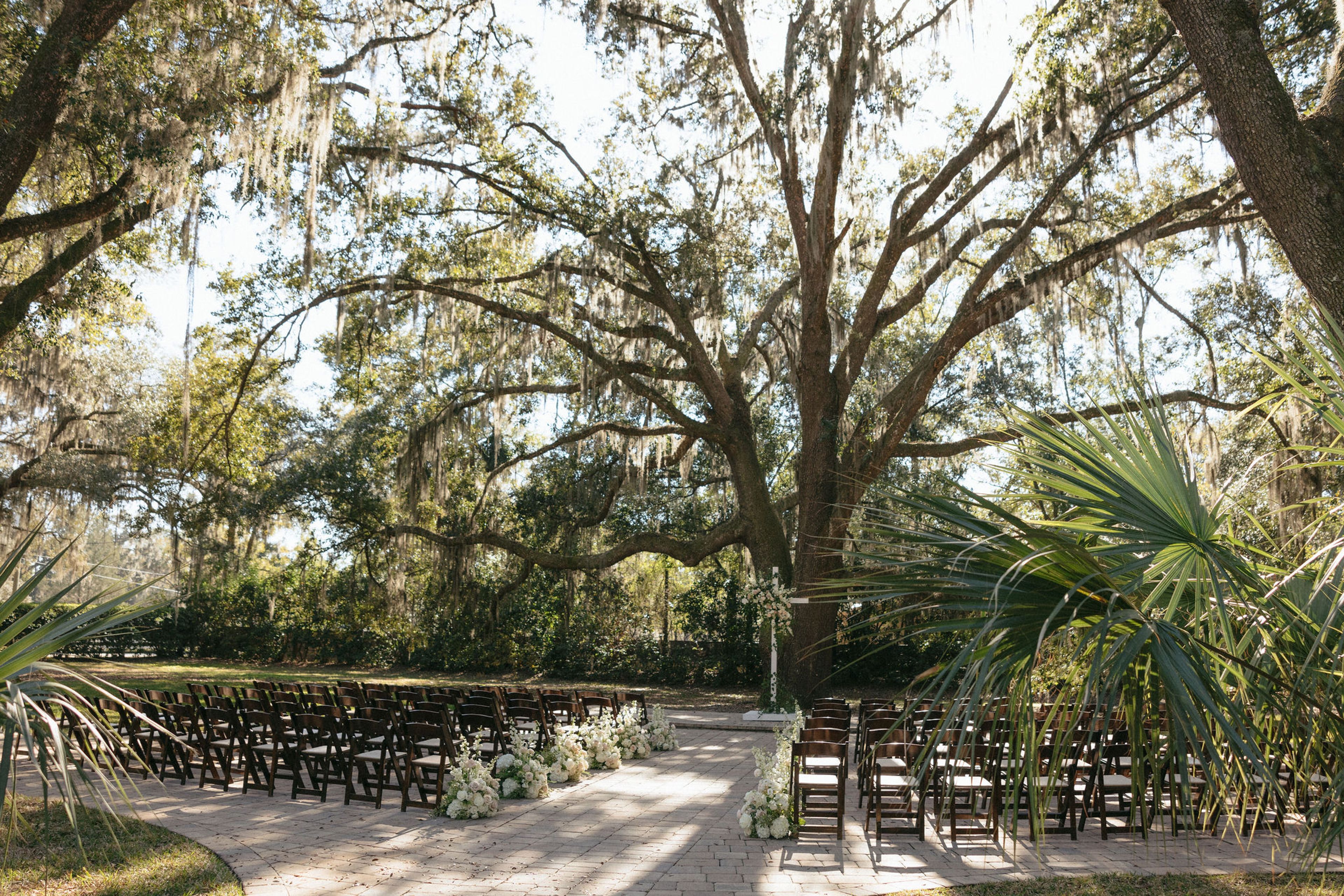 Cover photo of Bowing Oaks