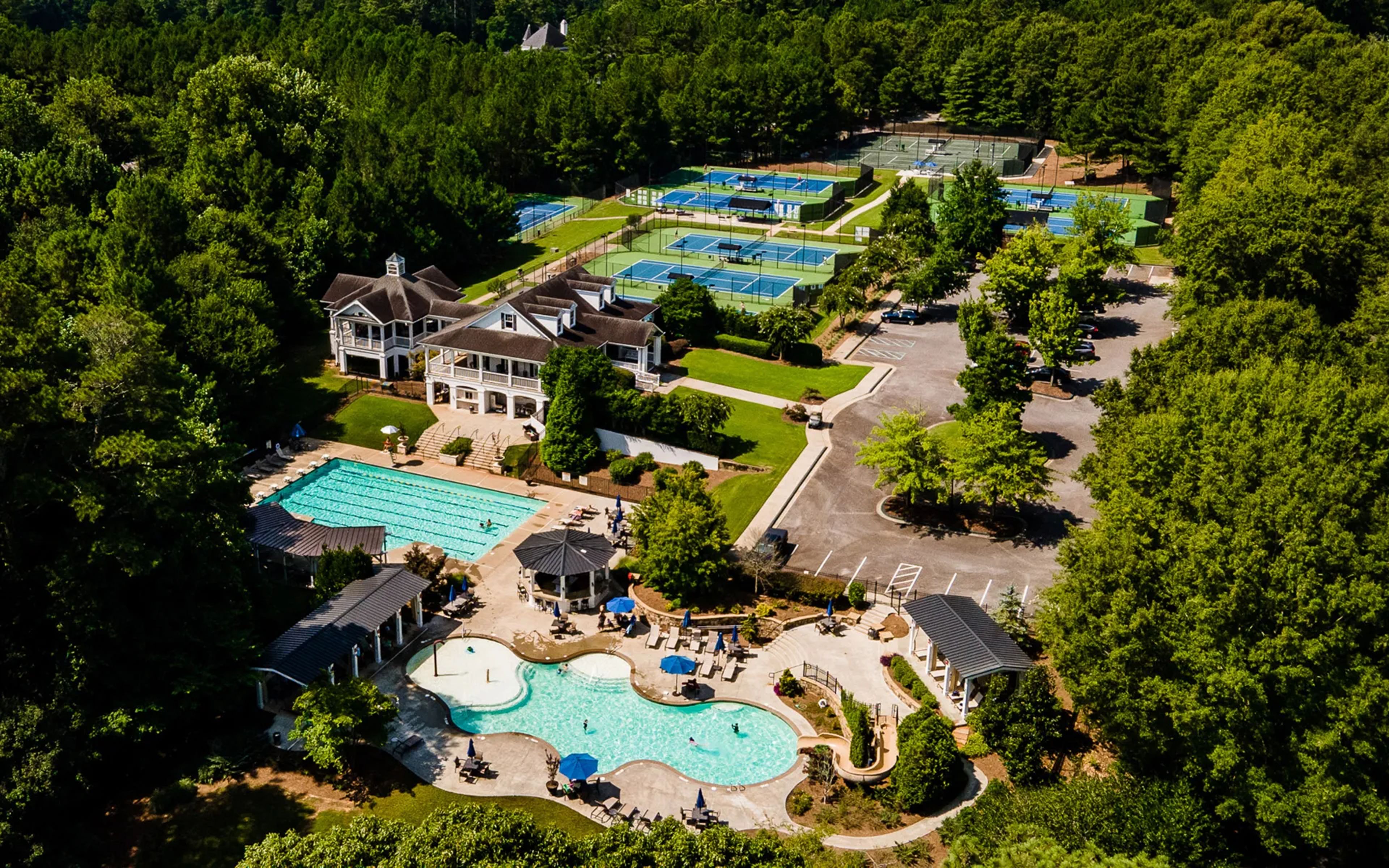 Featured photo from White Columns Country Club