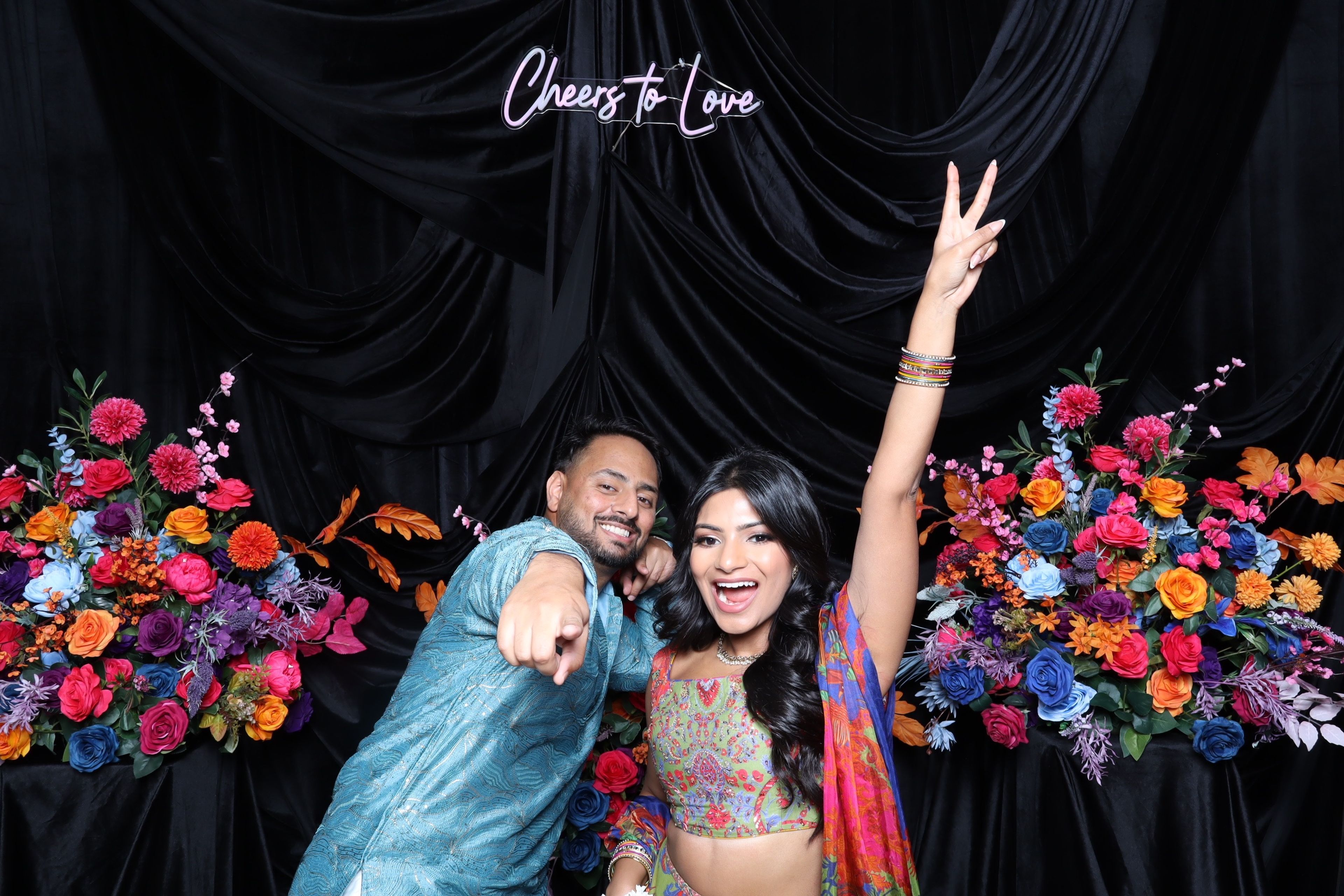 Cover photo of Flash Memories Photo Booth Co.