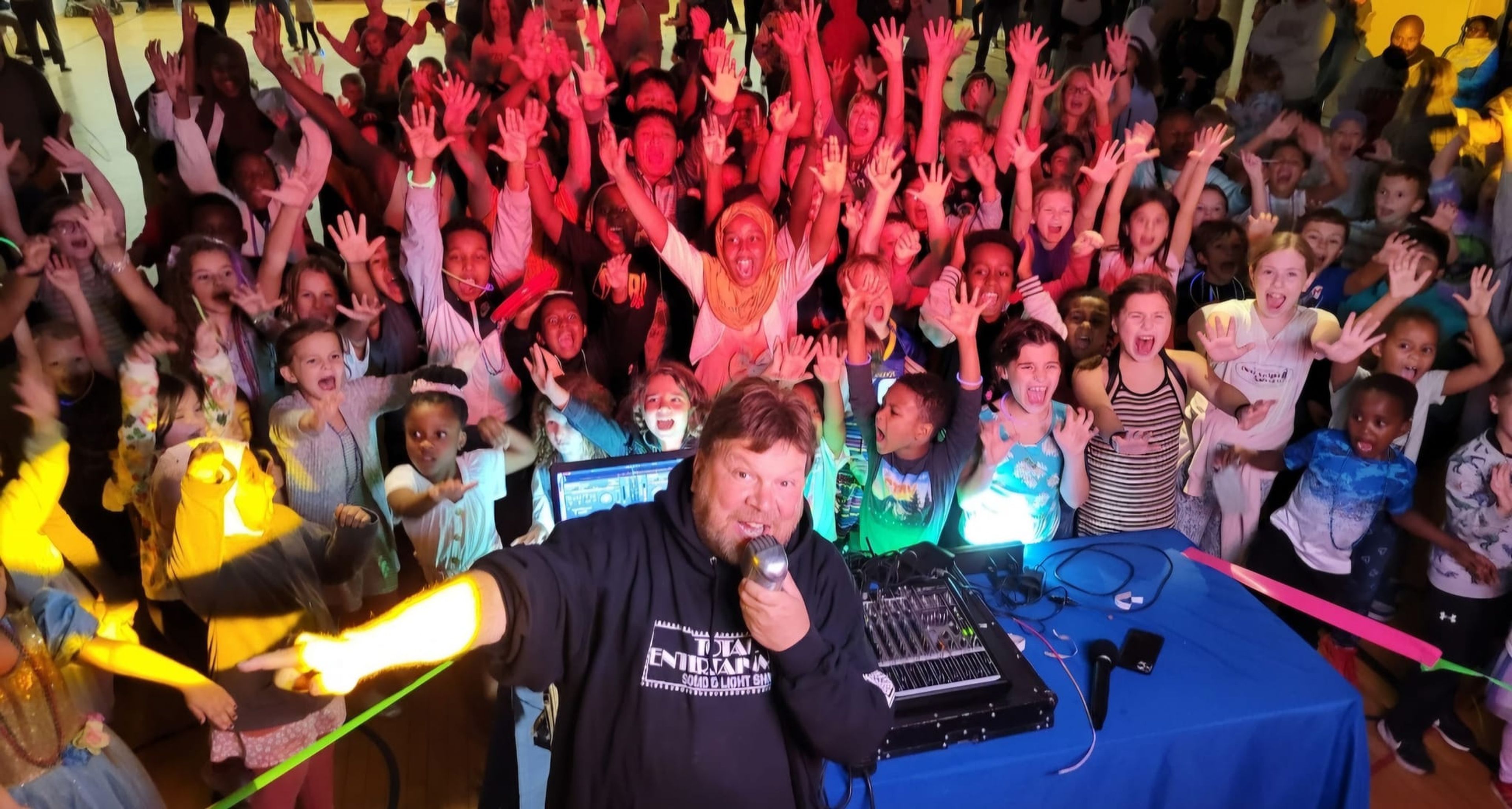 Cover photo of Total Entertainment Productions