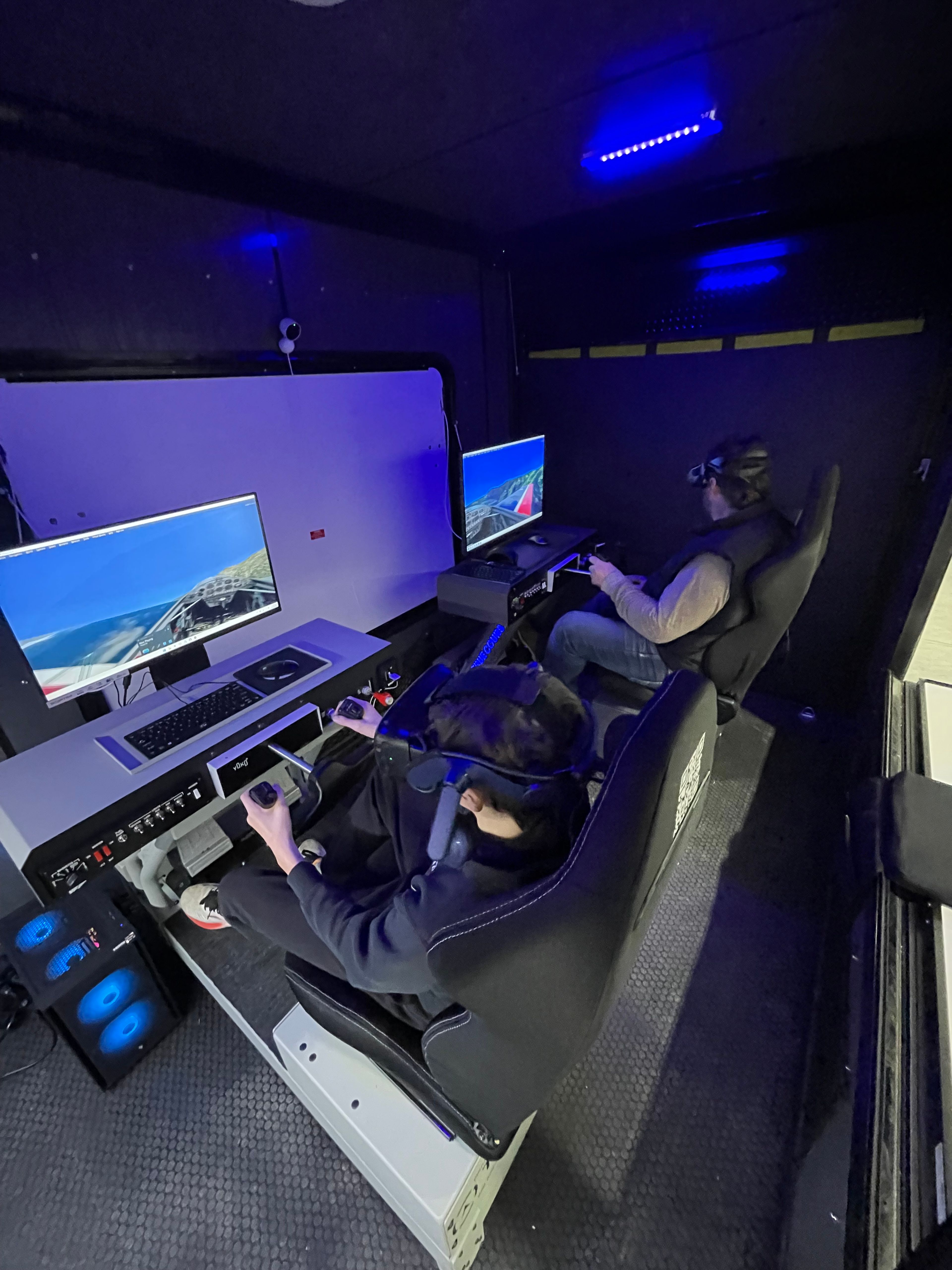 Cover photo of Let's Fly VR