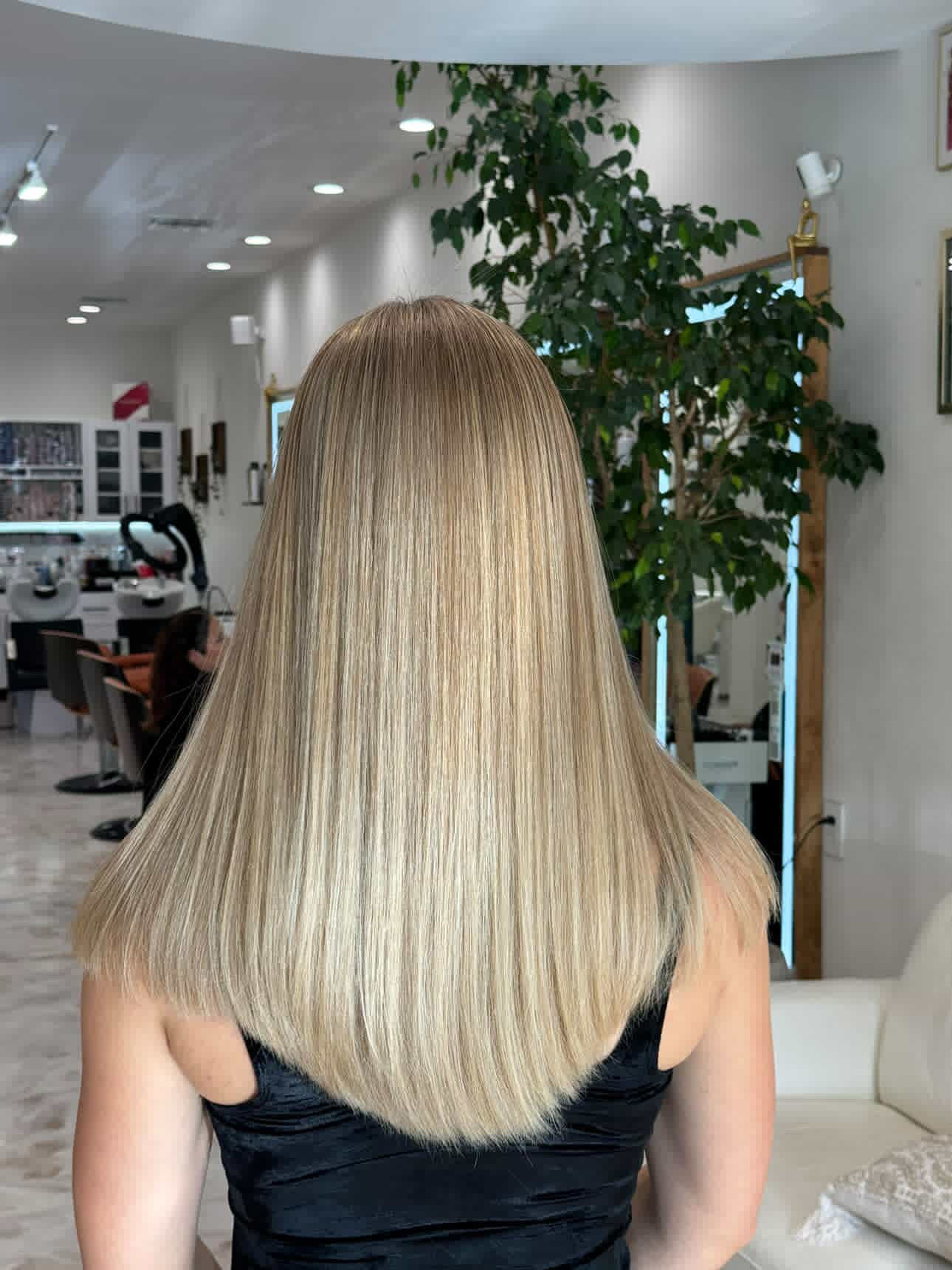 Cover photo of Luxury Hair Color & Extensions by Vitalii