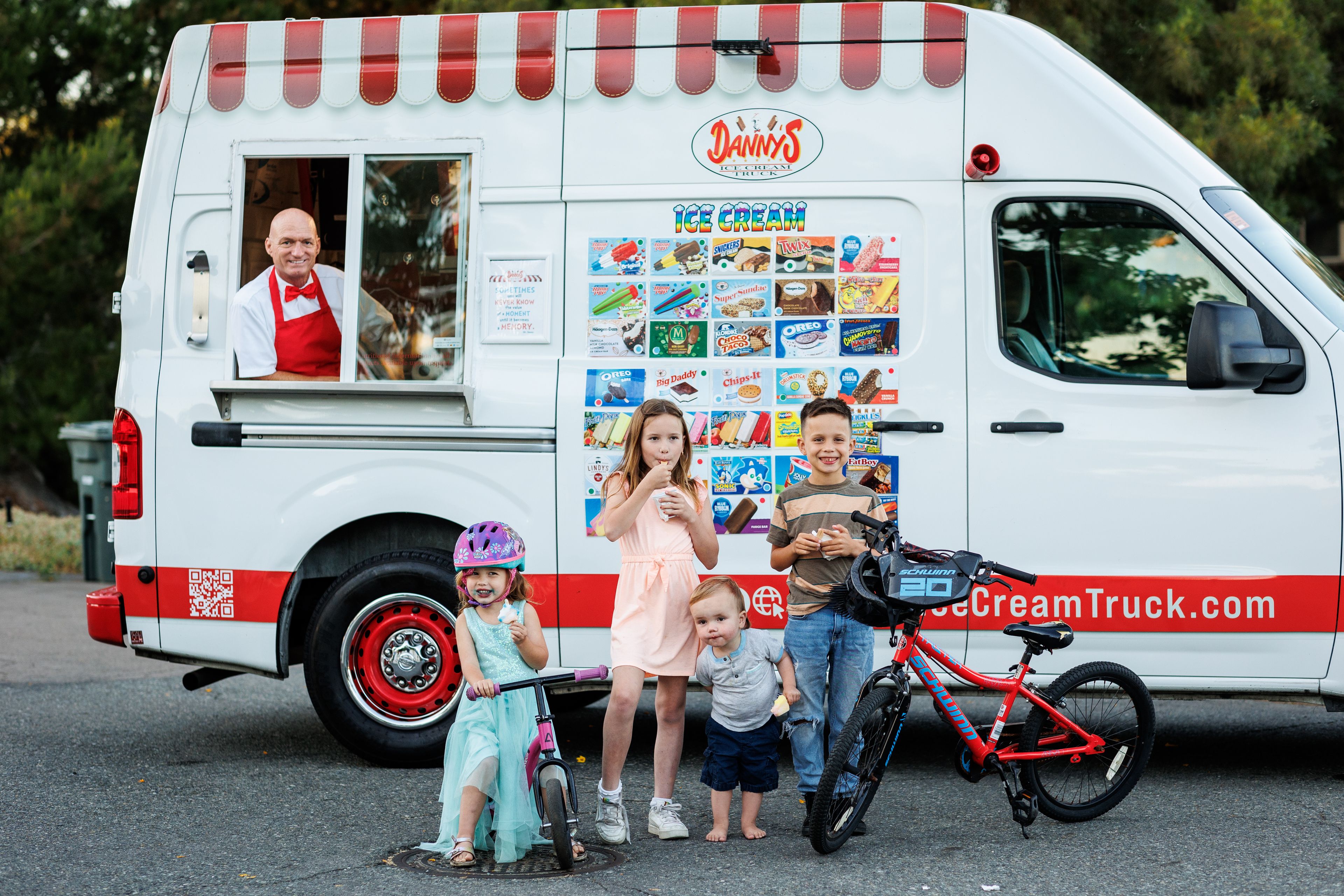 Cover photo of Danny's Ice Cream Truck