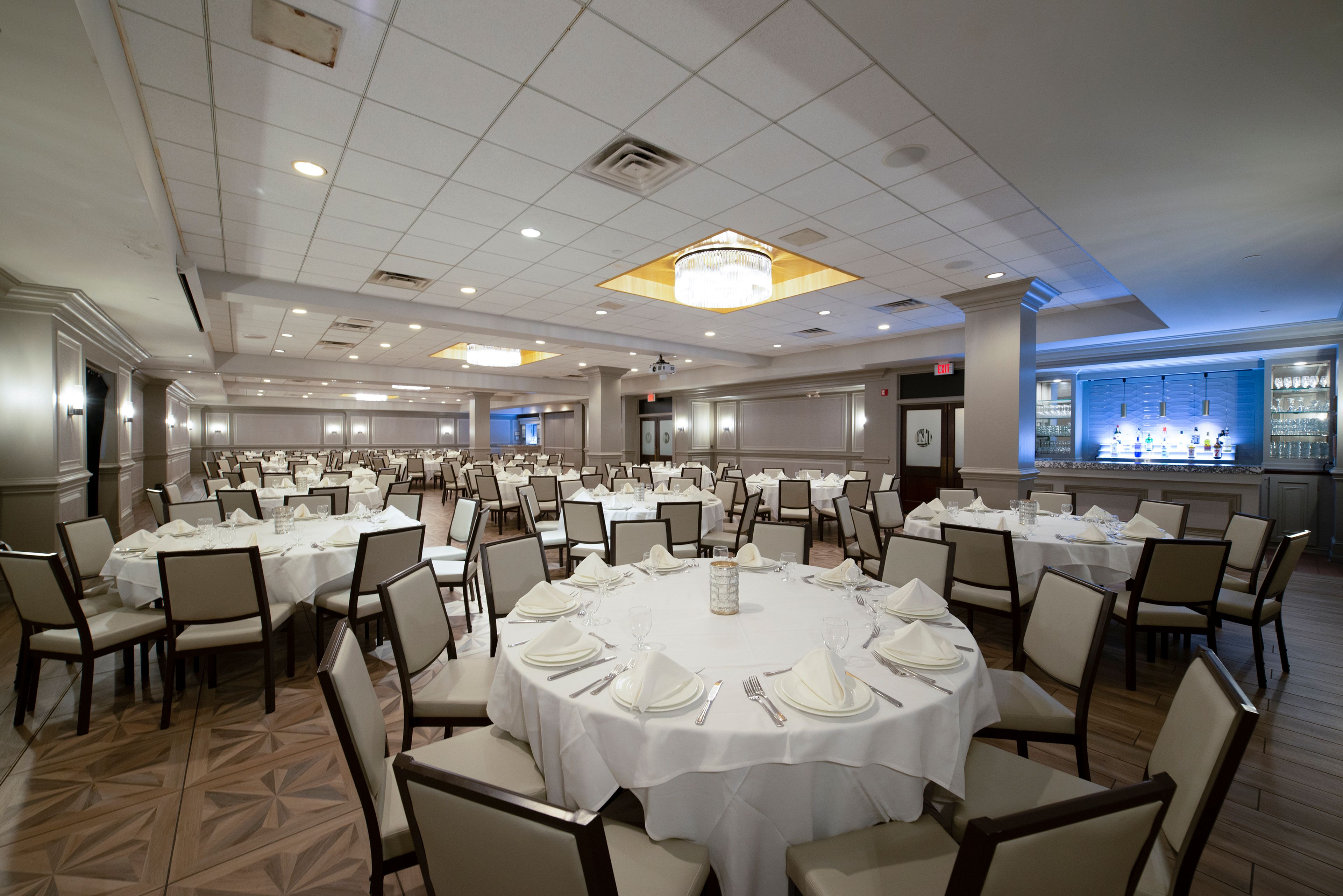 Cover photo of Maggiano’s Little Italy Skokie at Westfield Old Orchard