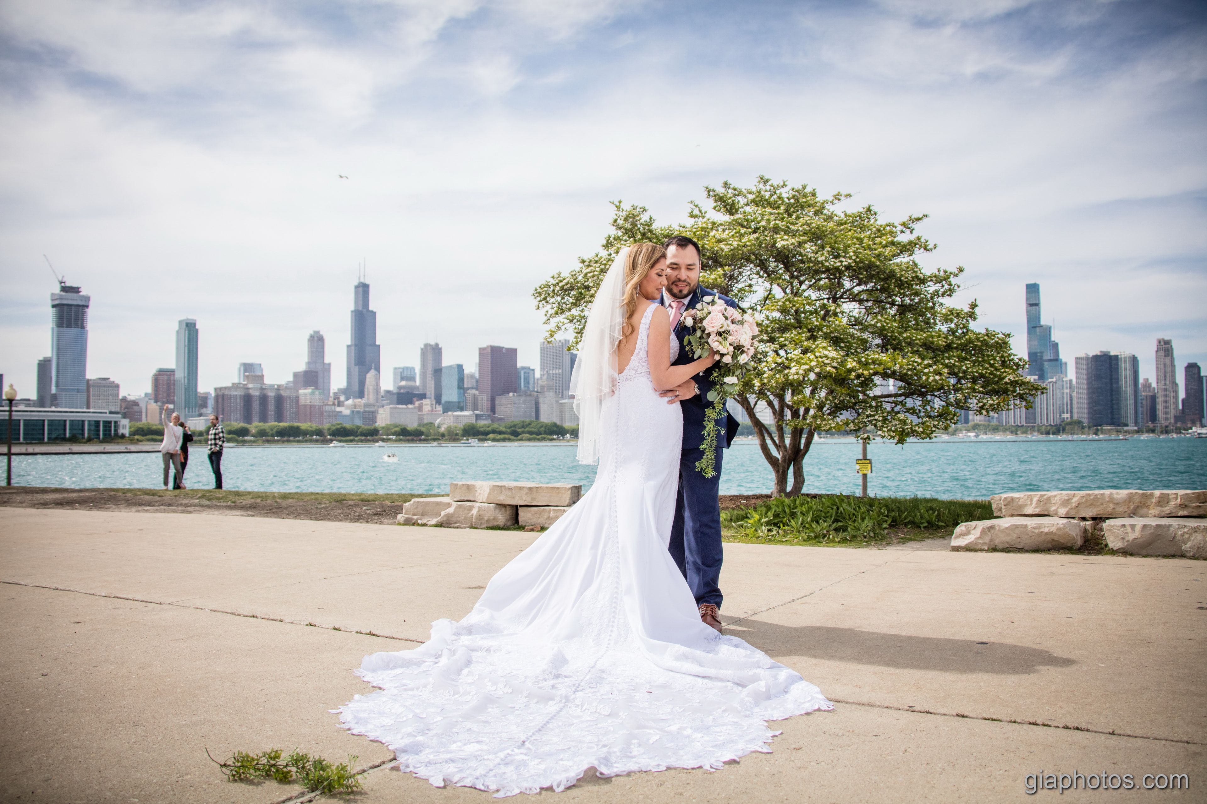 Cover photo of Chicago Wedding Engagement Photographer - Gia Photos