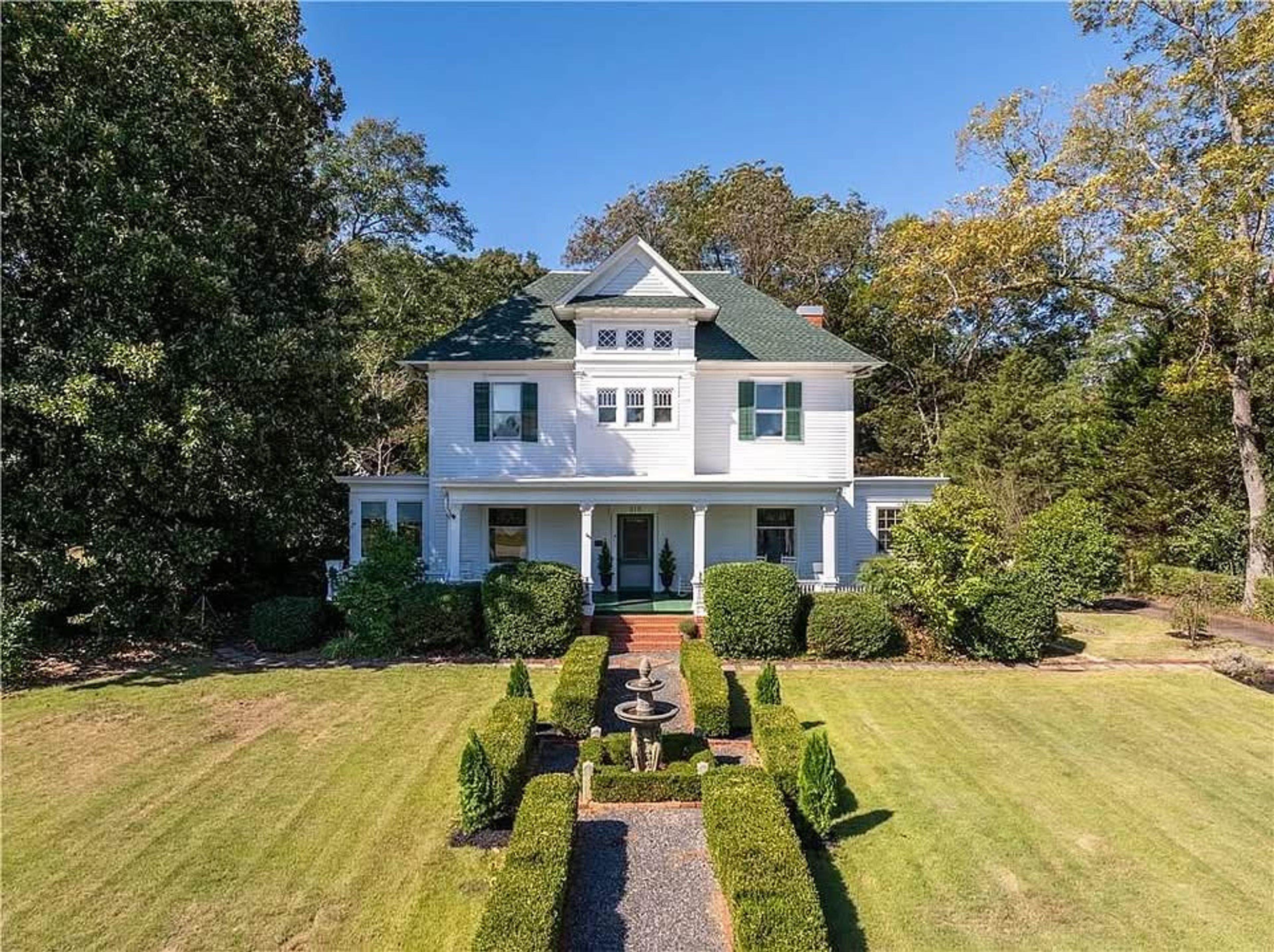 Featured photo from Thomas P. Arnold House