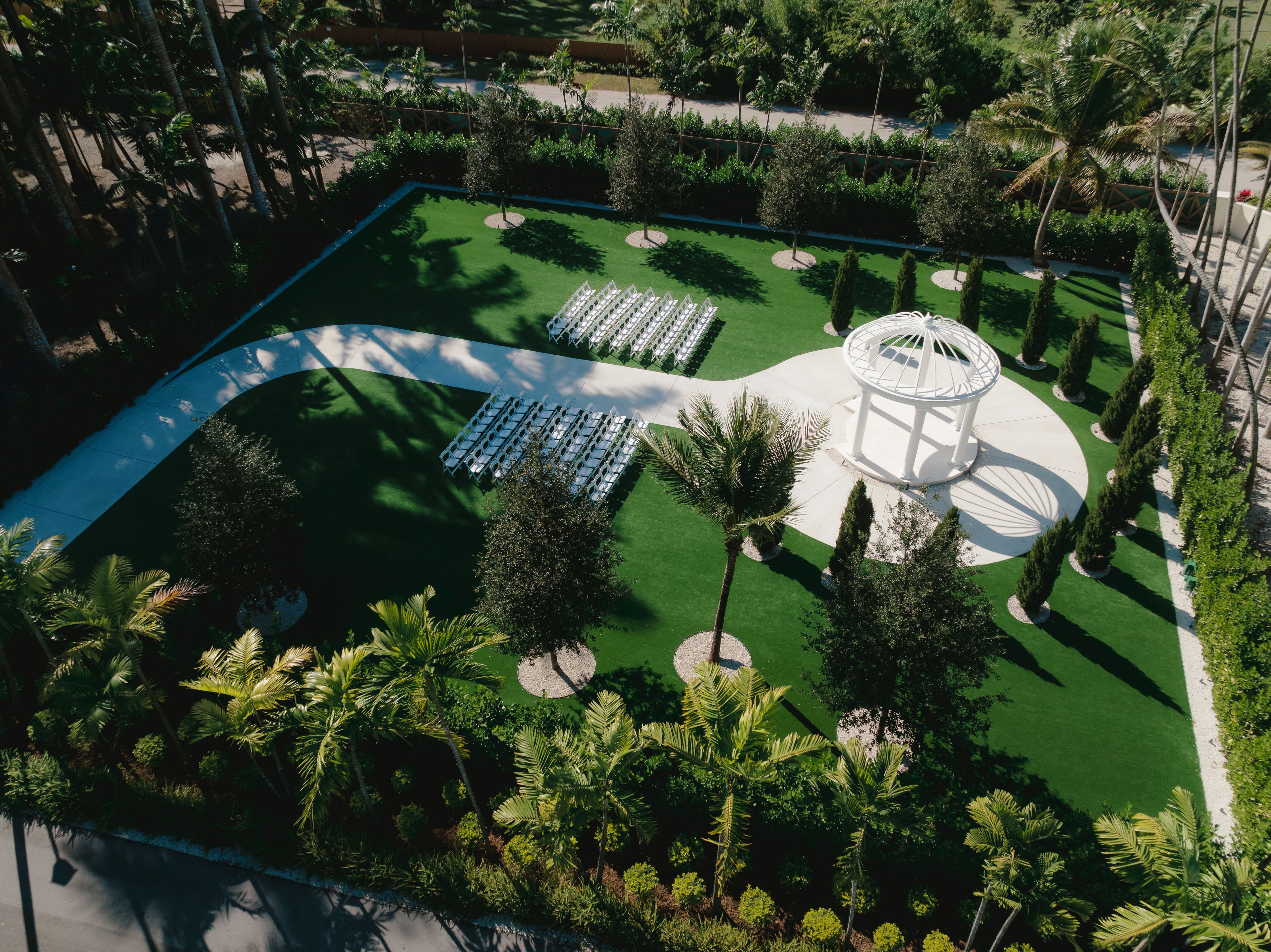 Cover photo of Gran Paraiso Gardens