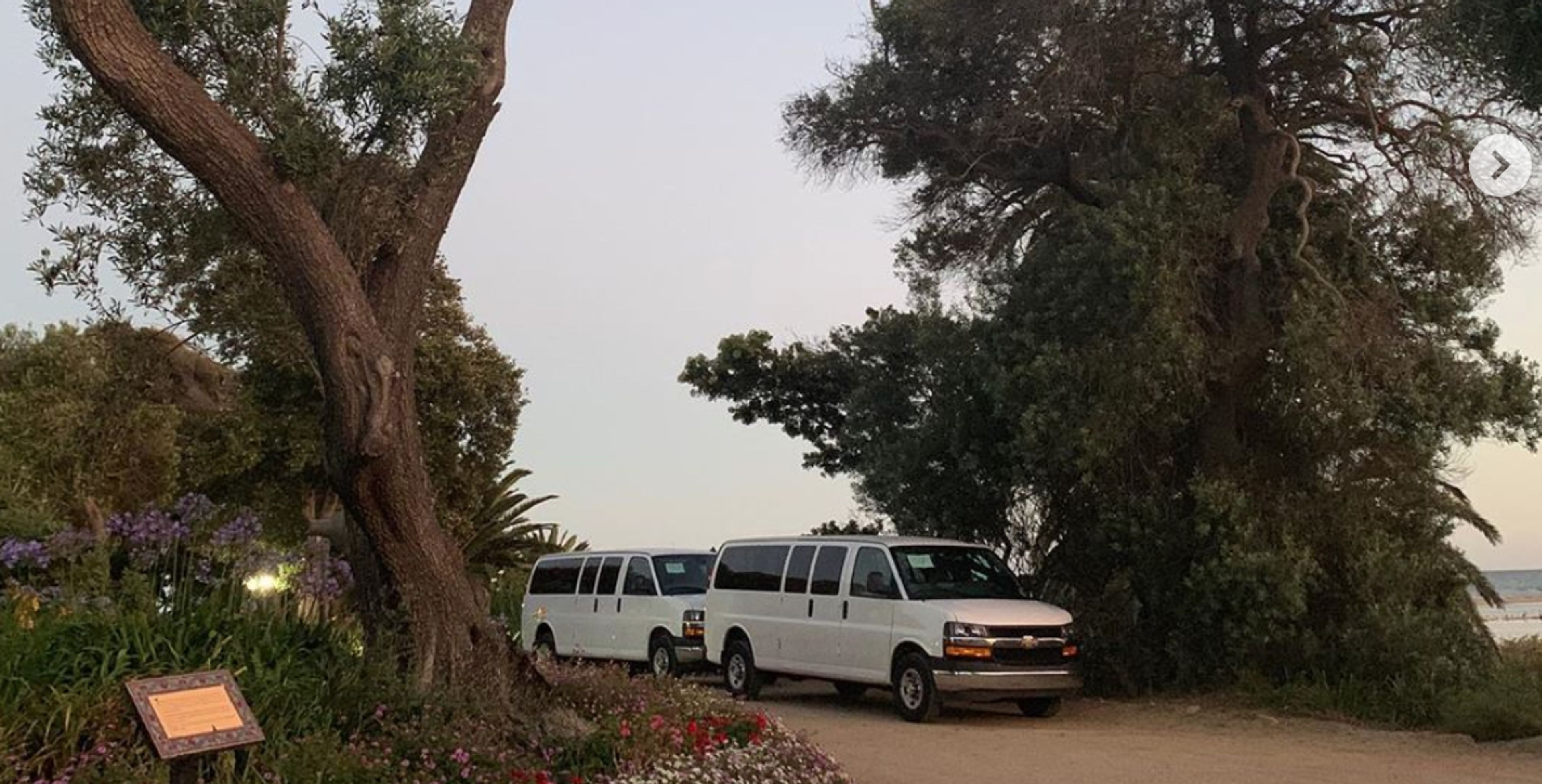 Cover photo of Riz Transportation