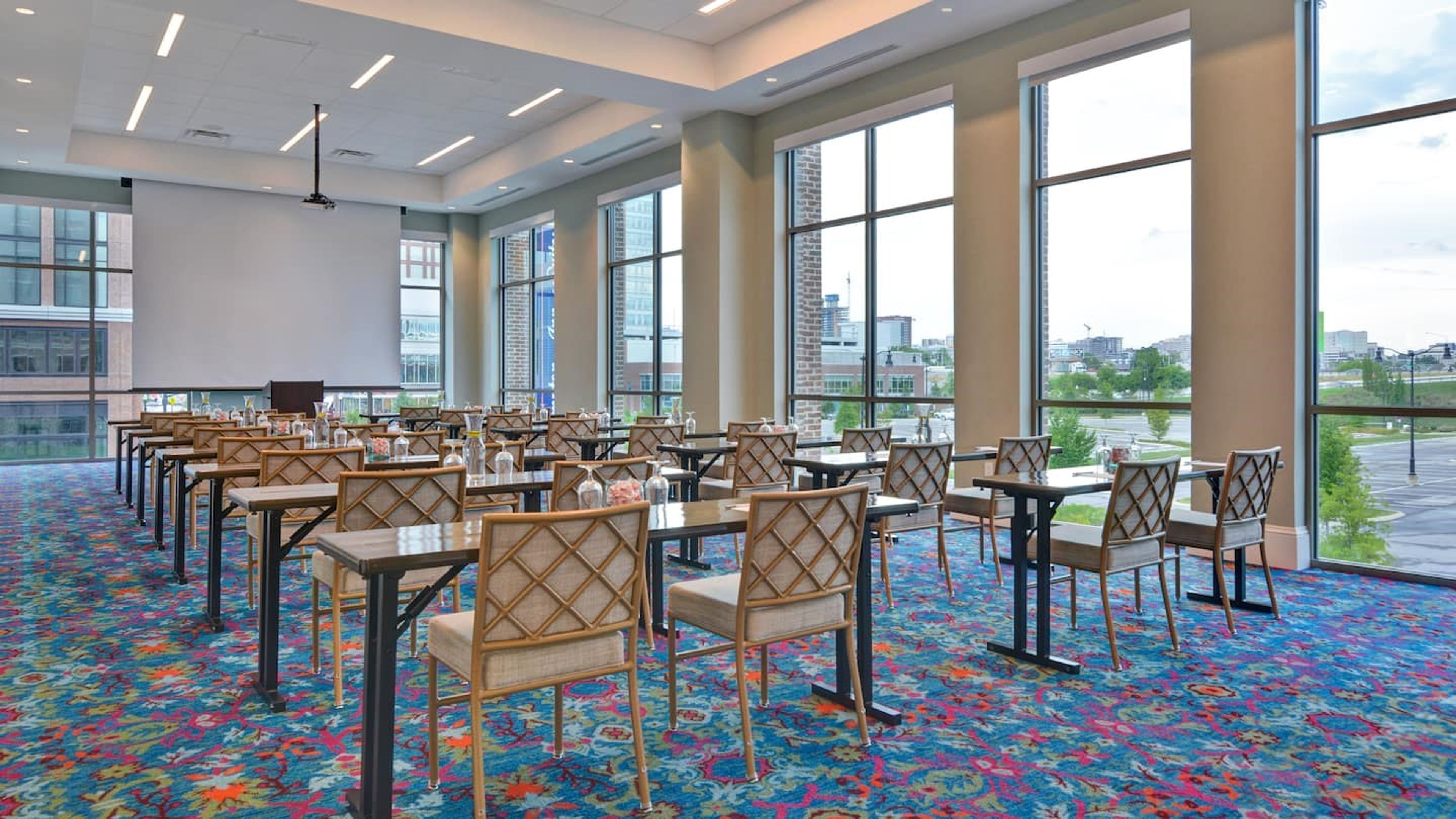 Featured photo from Hampton Inn & Suites Nashville Downtown Capitol View