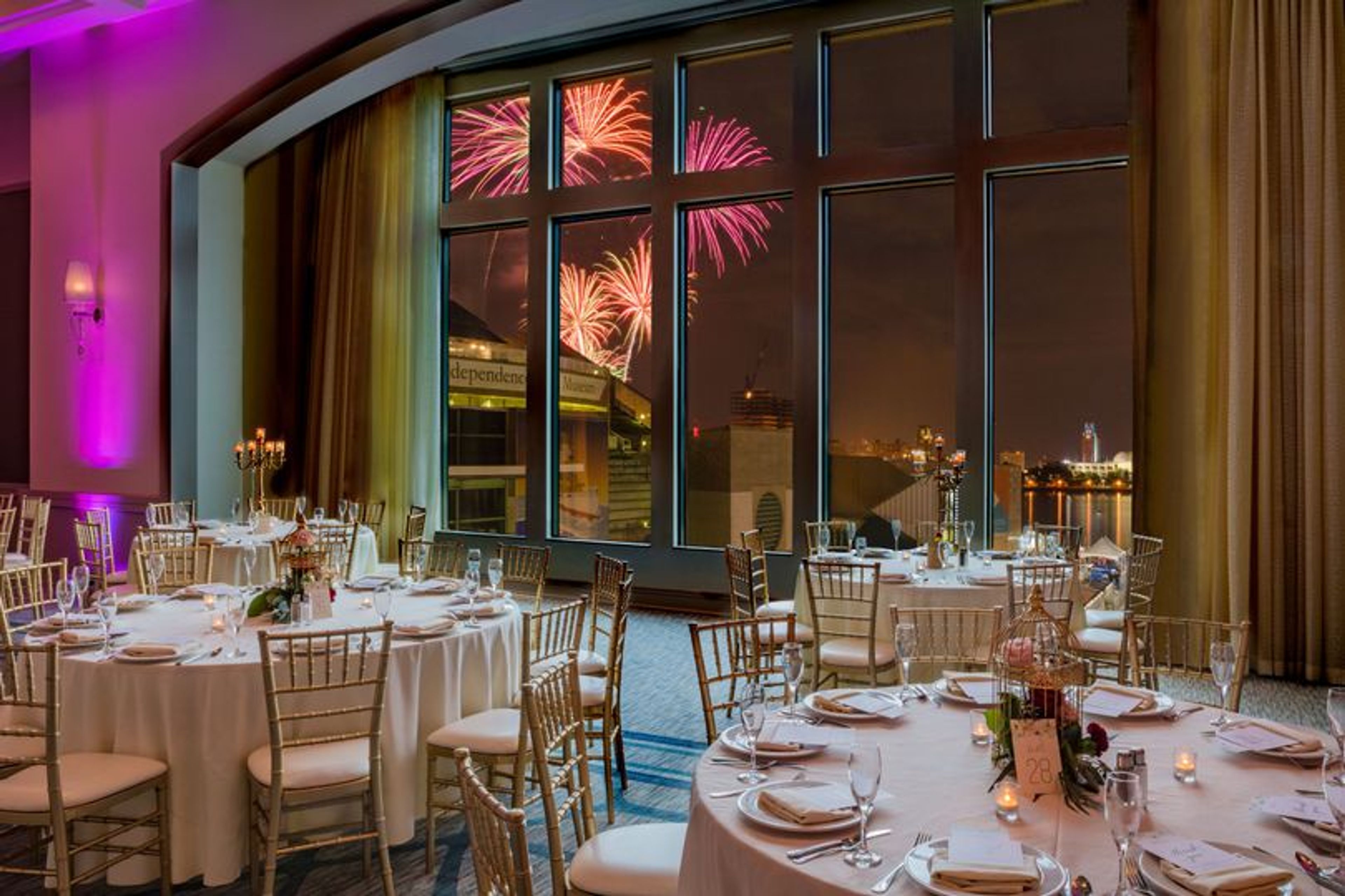 Featured photo from Hilton Philadelphia at Penn's Landing