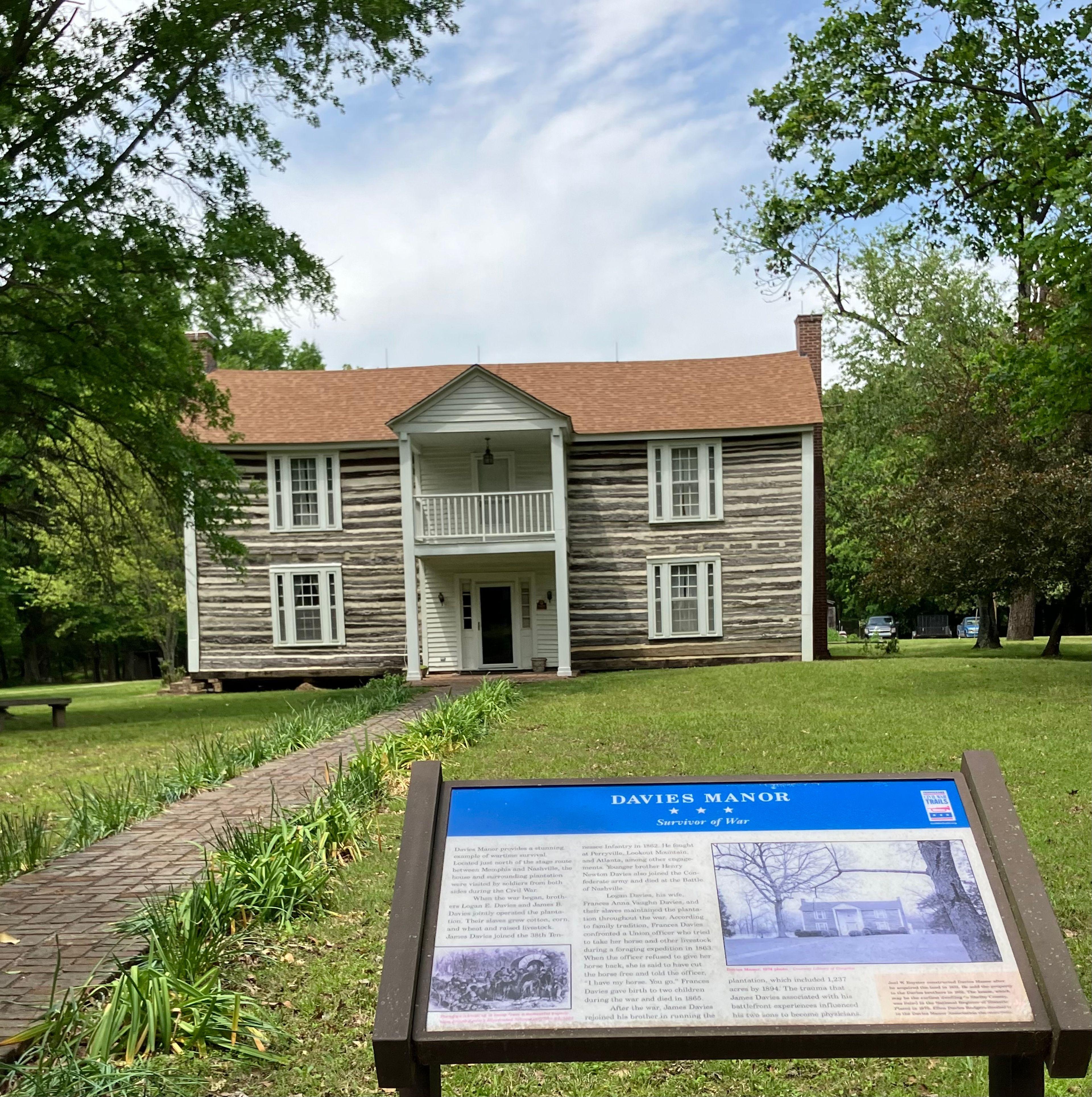 Featured photo from Davies Manor