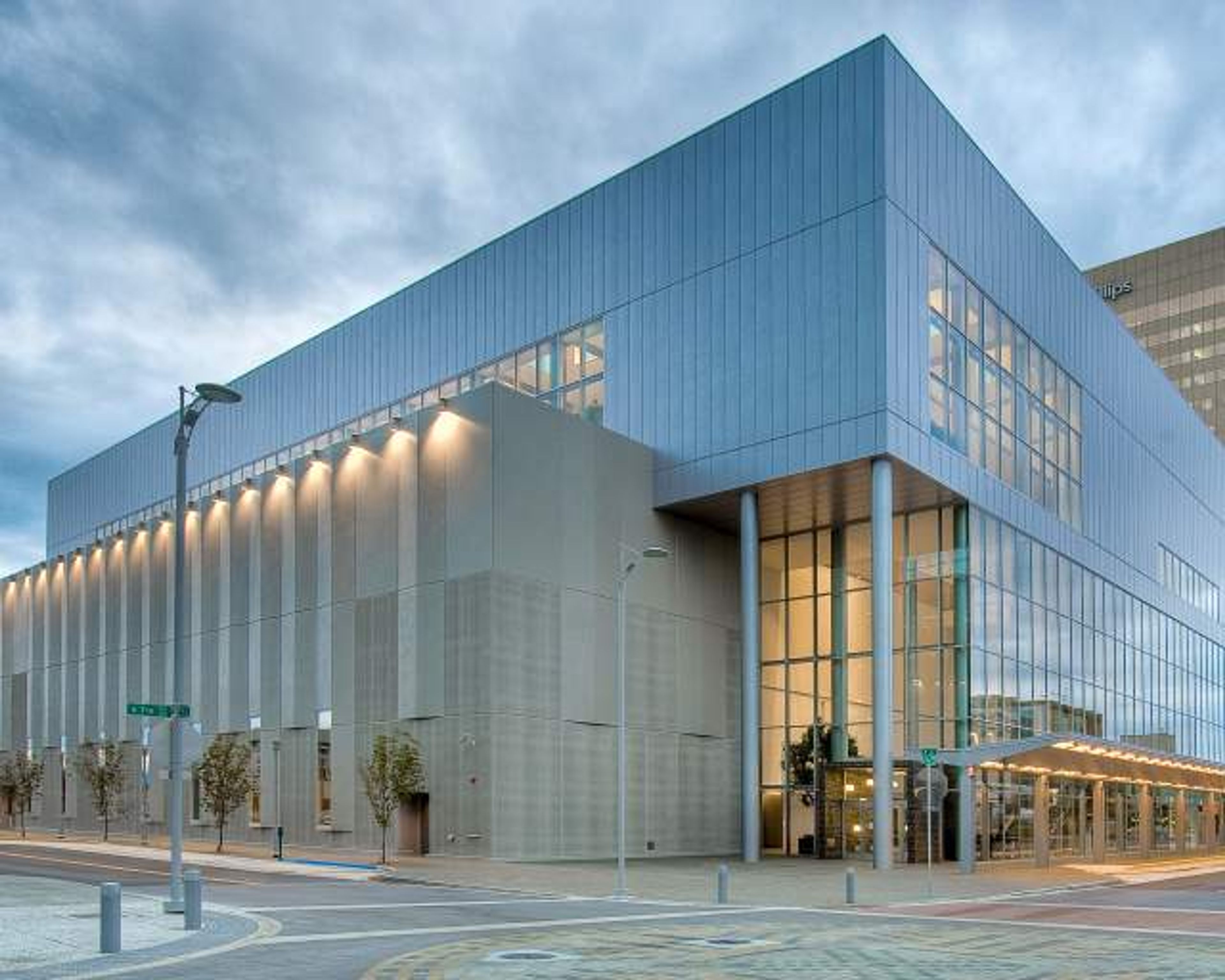 Featured photo from Anchorage Convention Center- Dena’ina Center