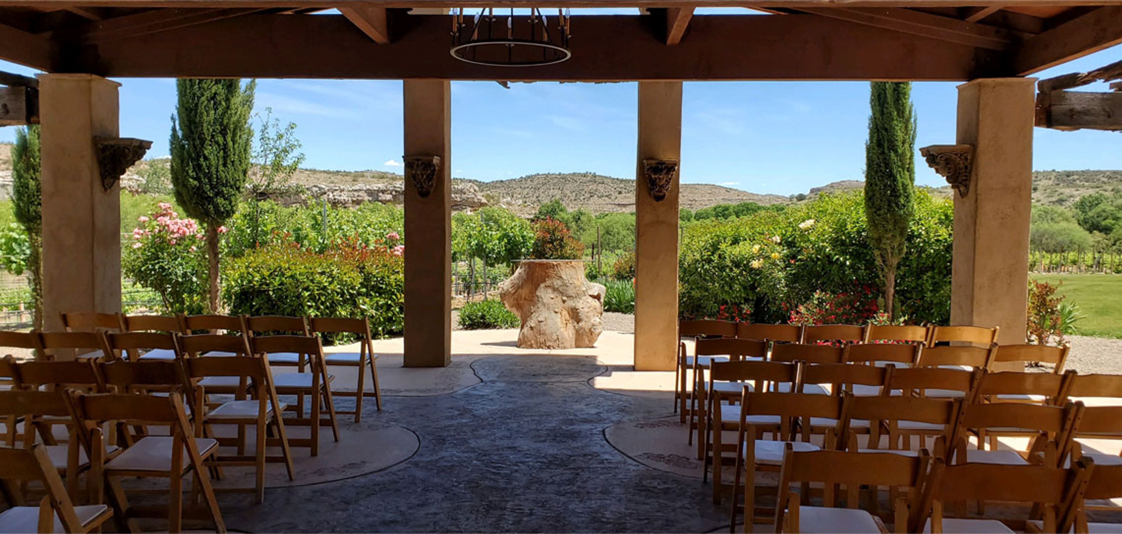 Featured photo from Alcantara Vineyard & Winery