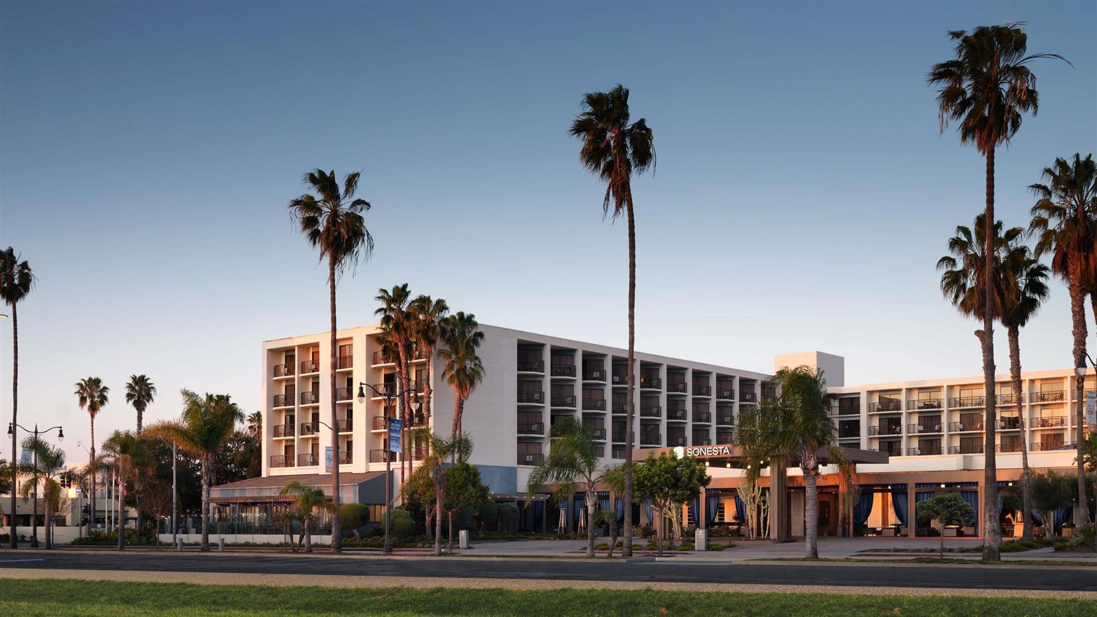Featured photo from Crowne Plaza Redondo Beach and Marina Hotel