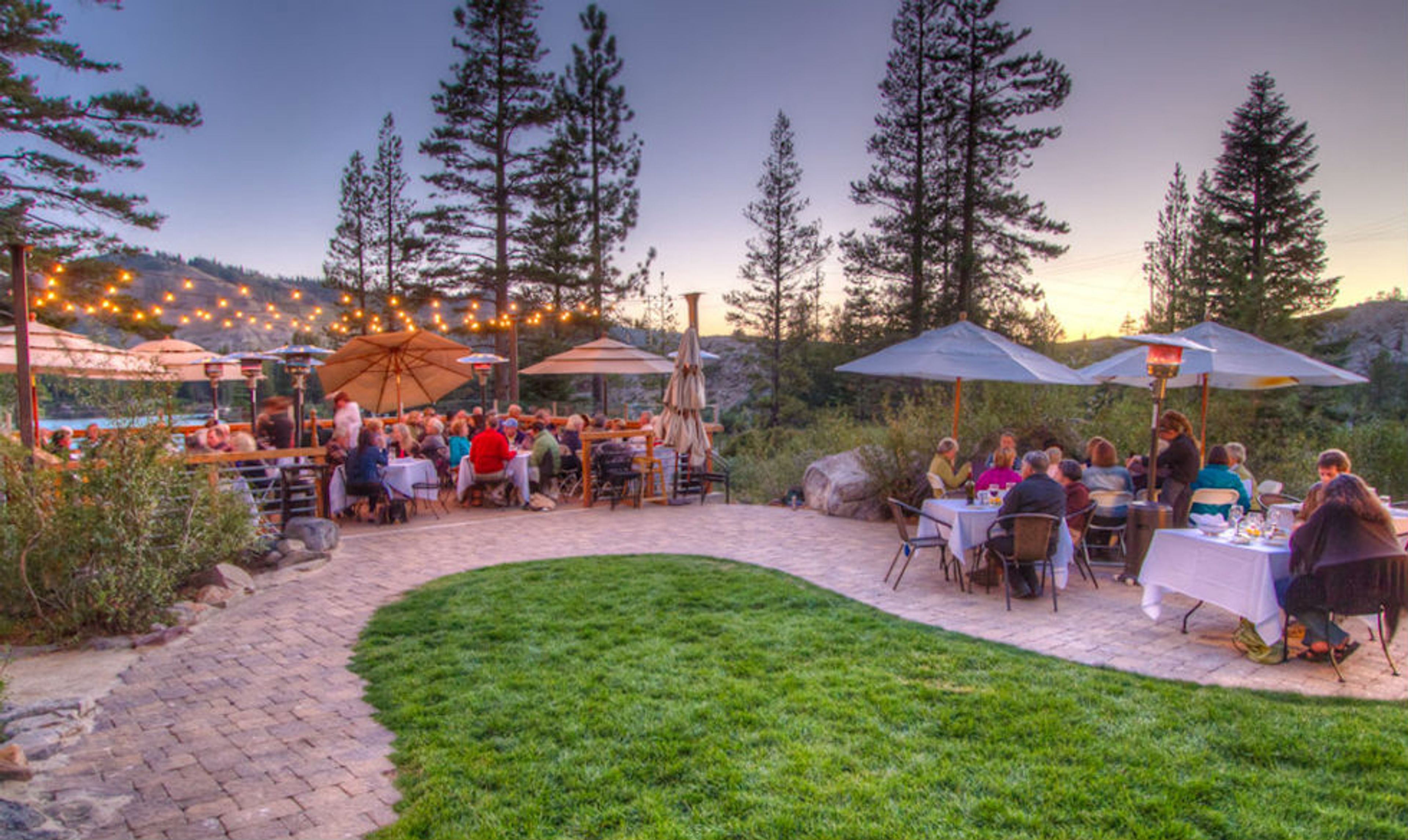 Featured photo from Lake Mary Dining