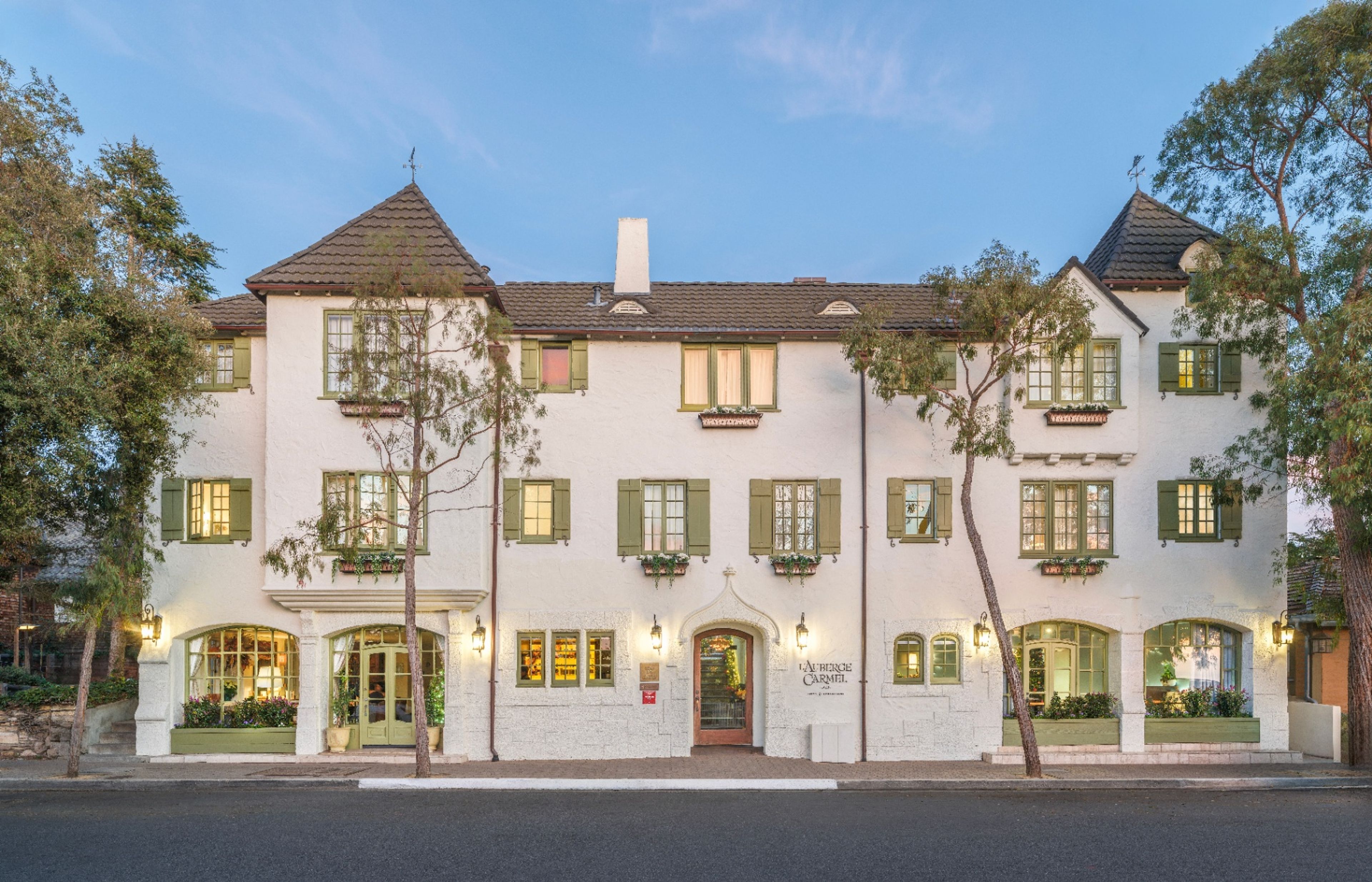 Featured photo from L'Auberge Carmel