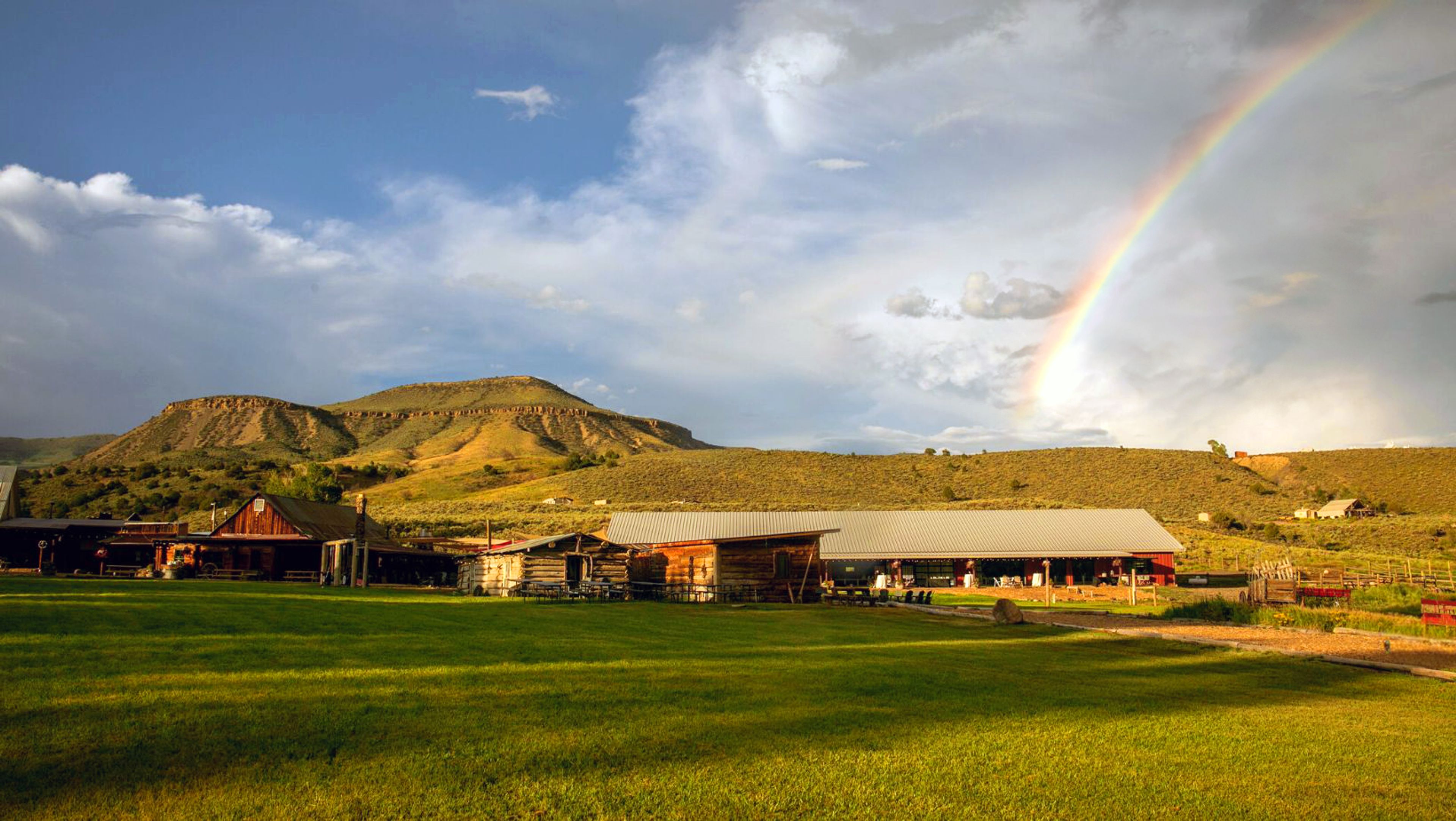 Featured photo from 4 Eagle Ranch