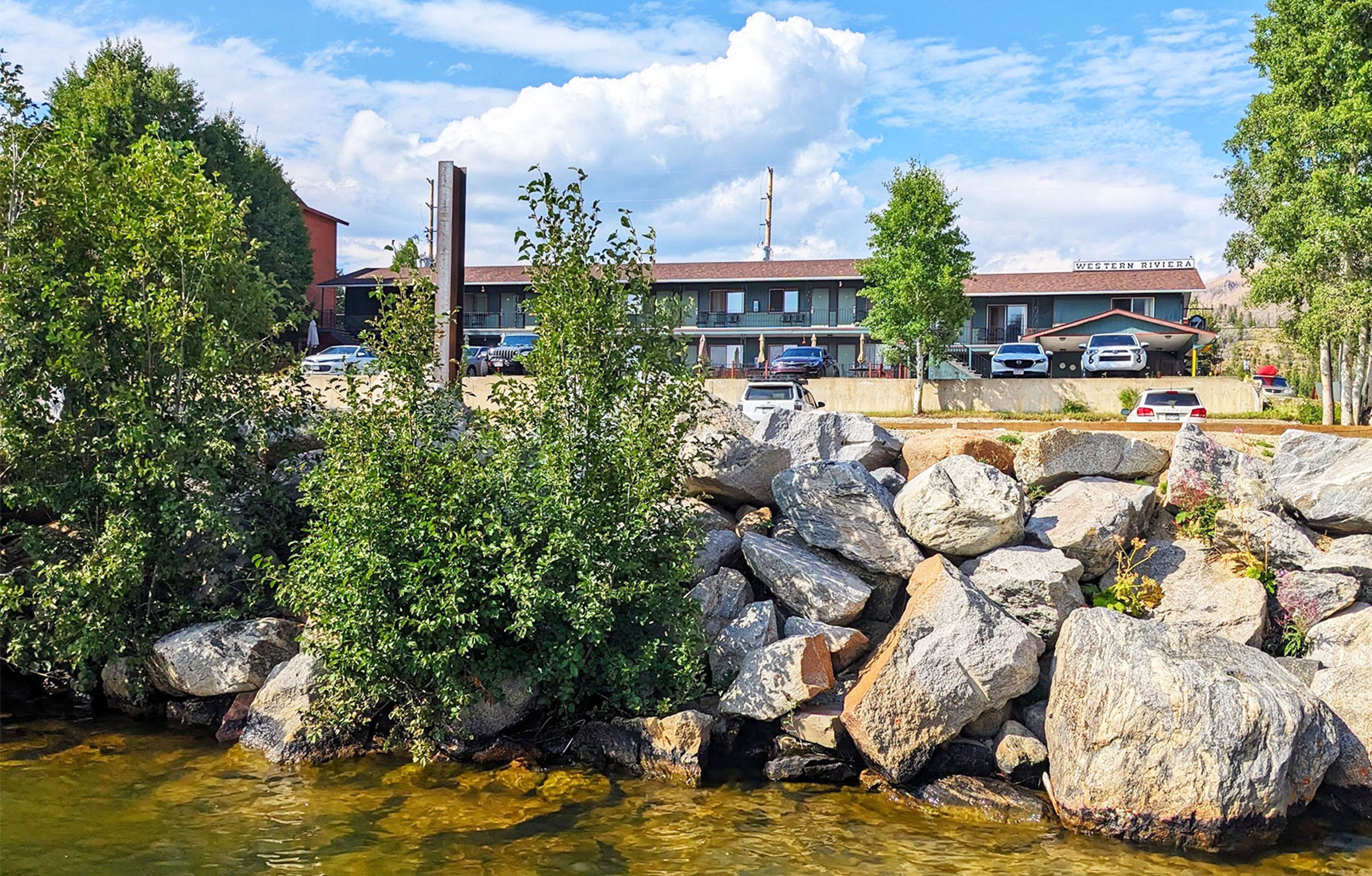 Featured photo from Western Riviera Lakeside Lodging & Events