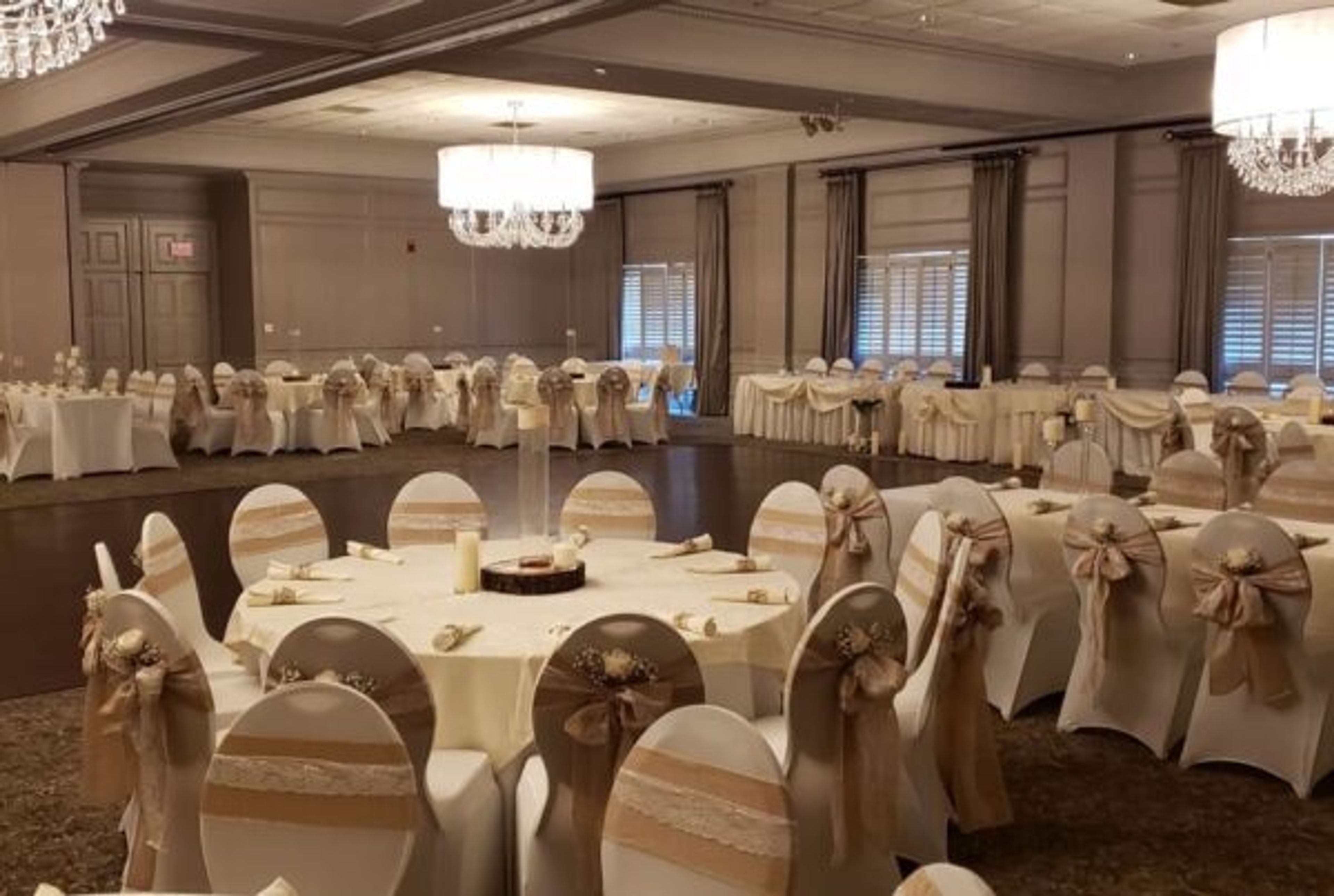 Featured photo from Ethan Allen Hotel