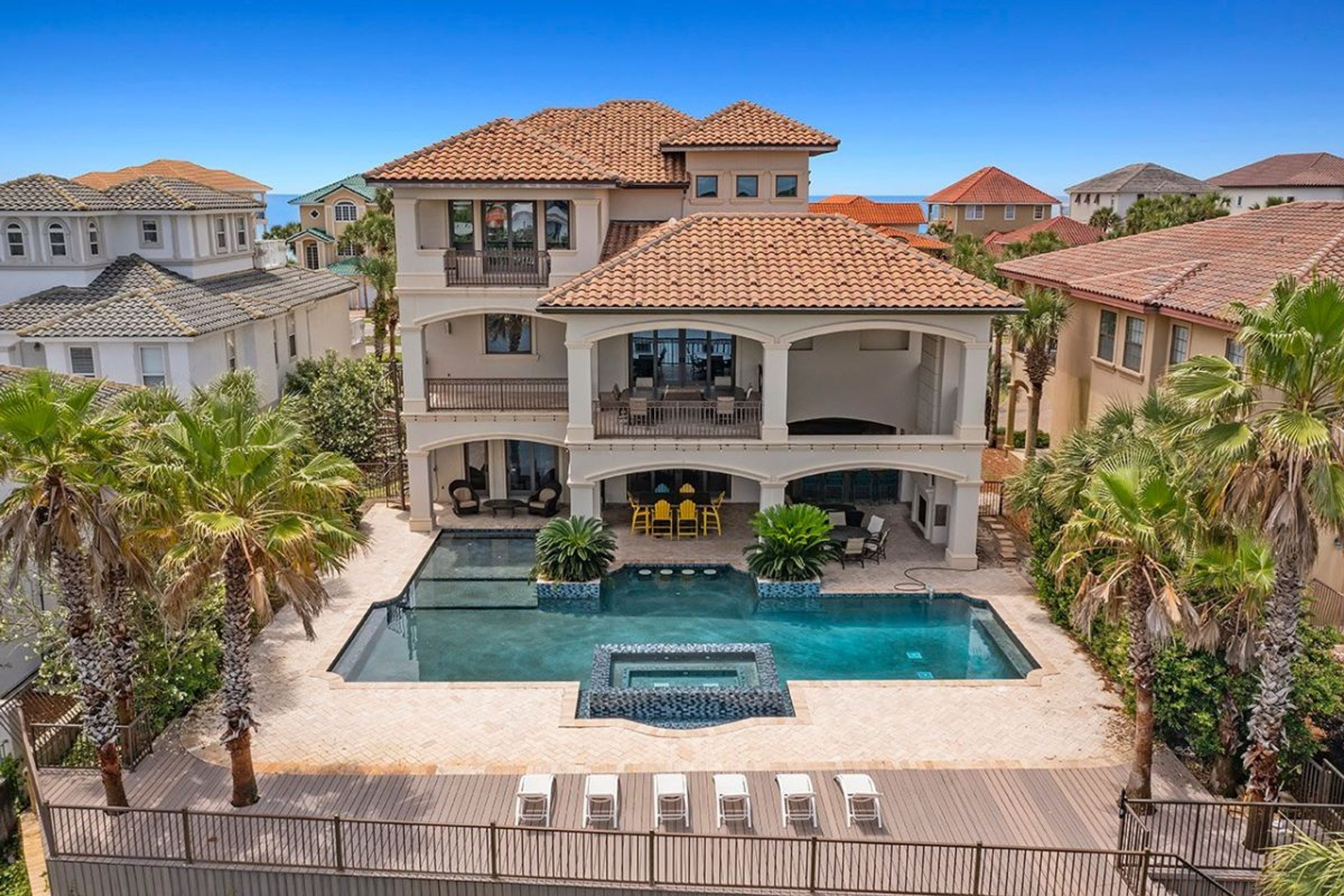 Featured photo from Five Star Gulf Rental: 5 O'Clock Somewhere