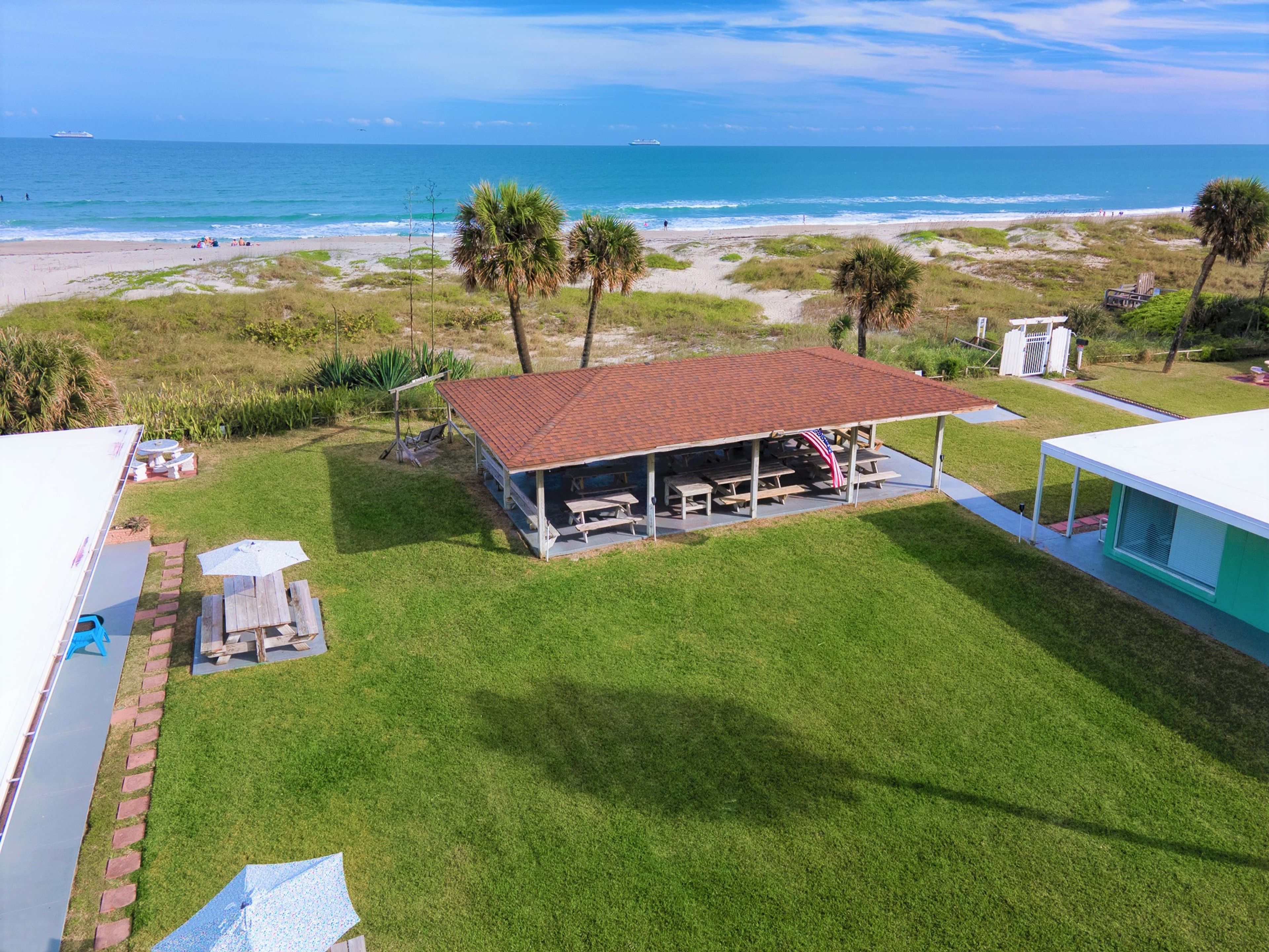 Featured photo from Sea-Aire Motel