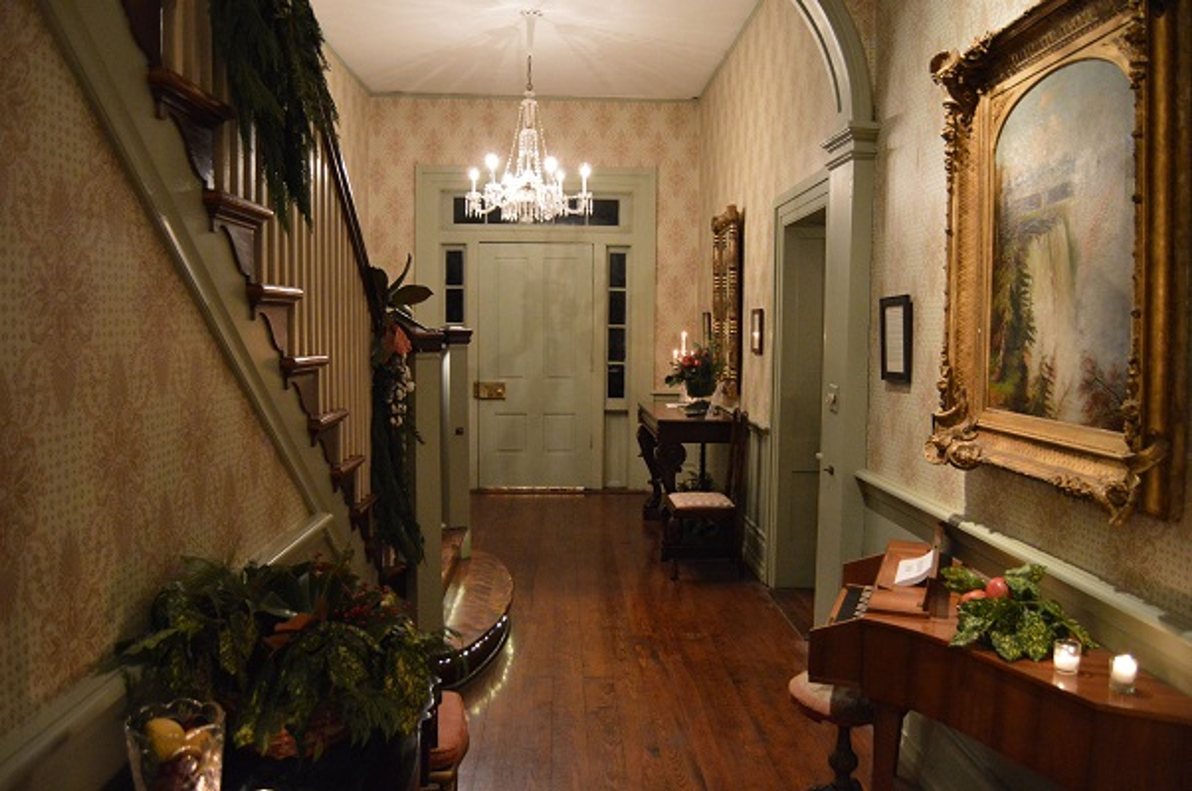 Featured photo from Gordon-Lee Mansion