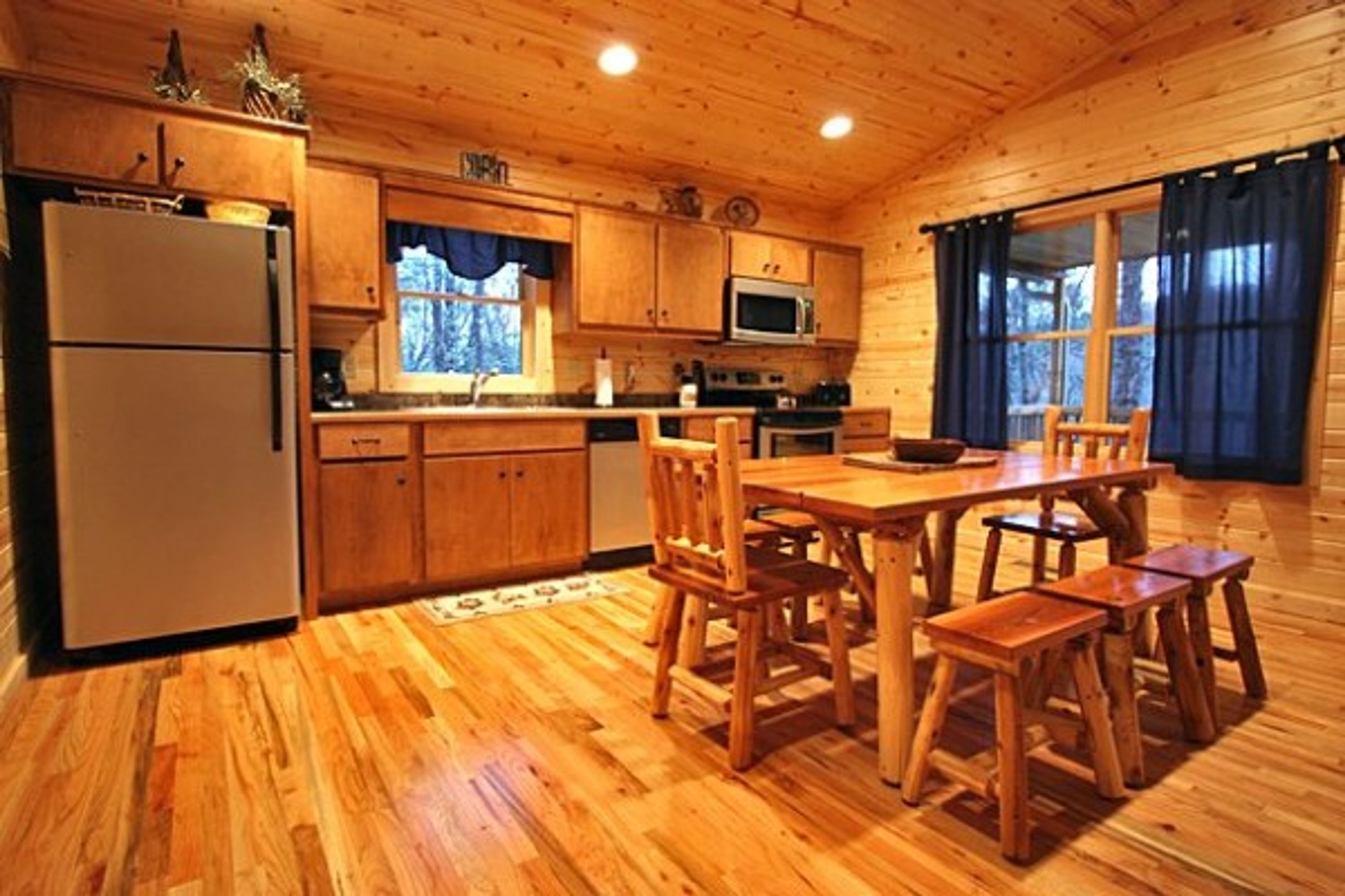 Featured photo from Sautee Mountain Retreat